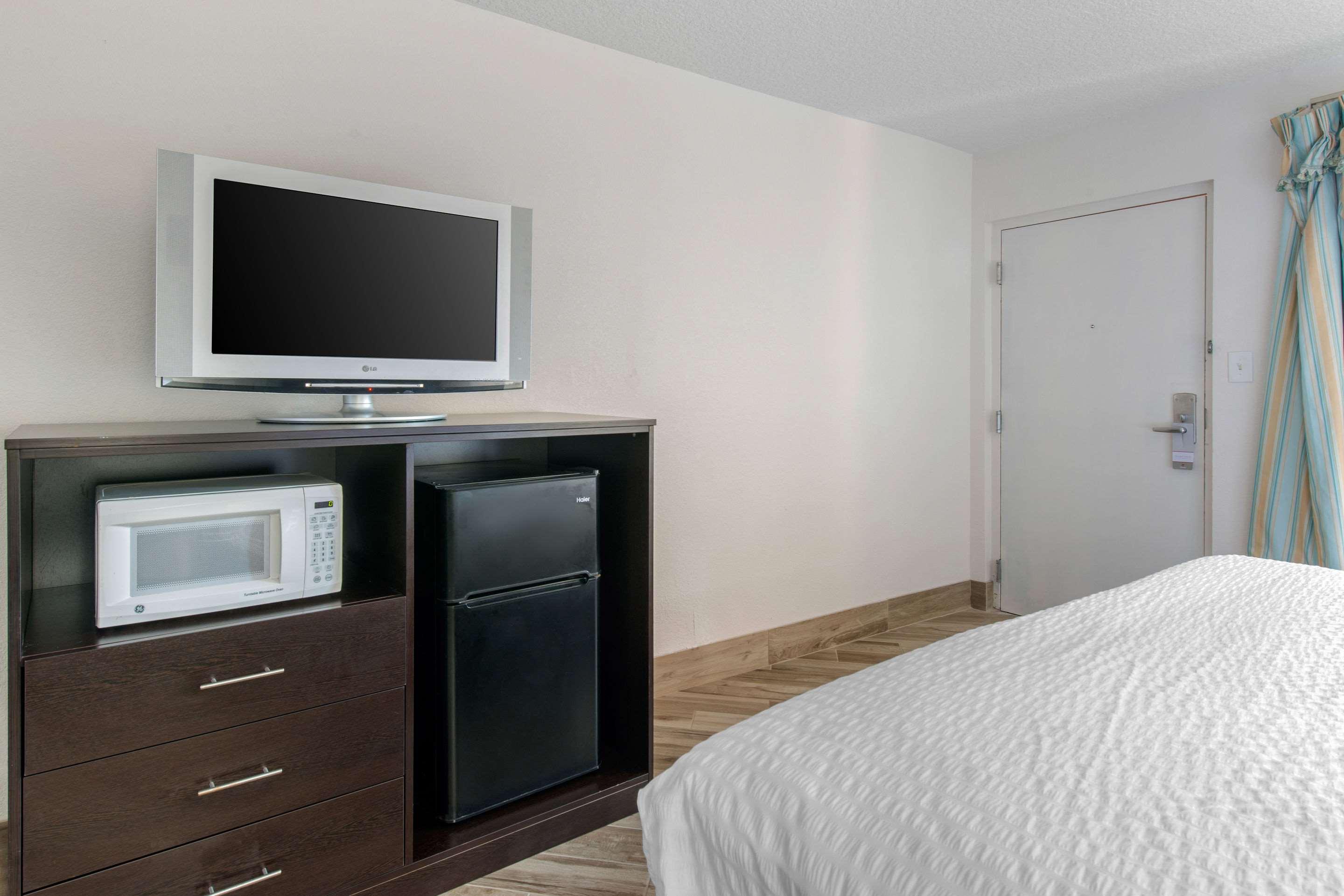 Double King Bed Non Smoking