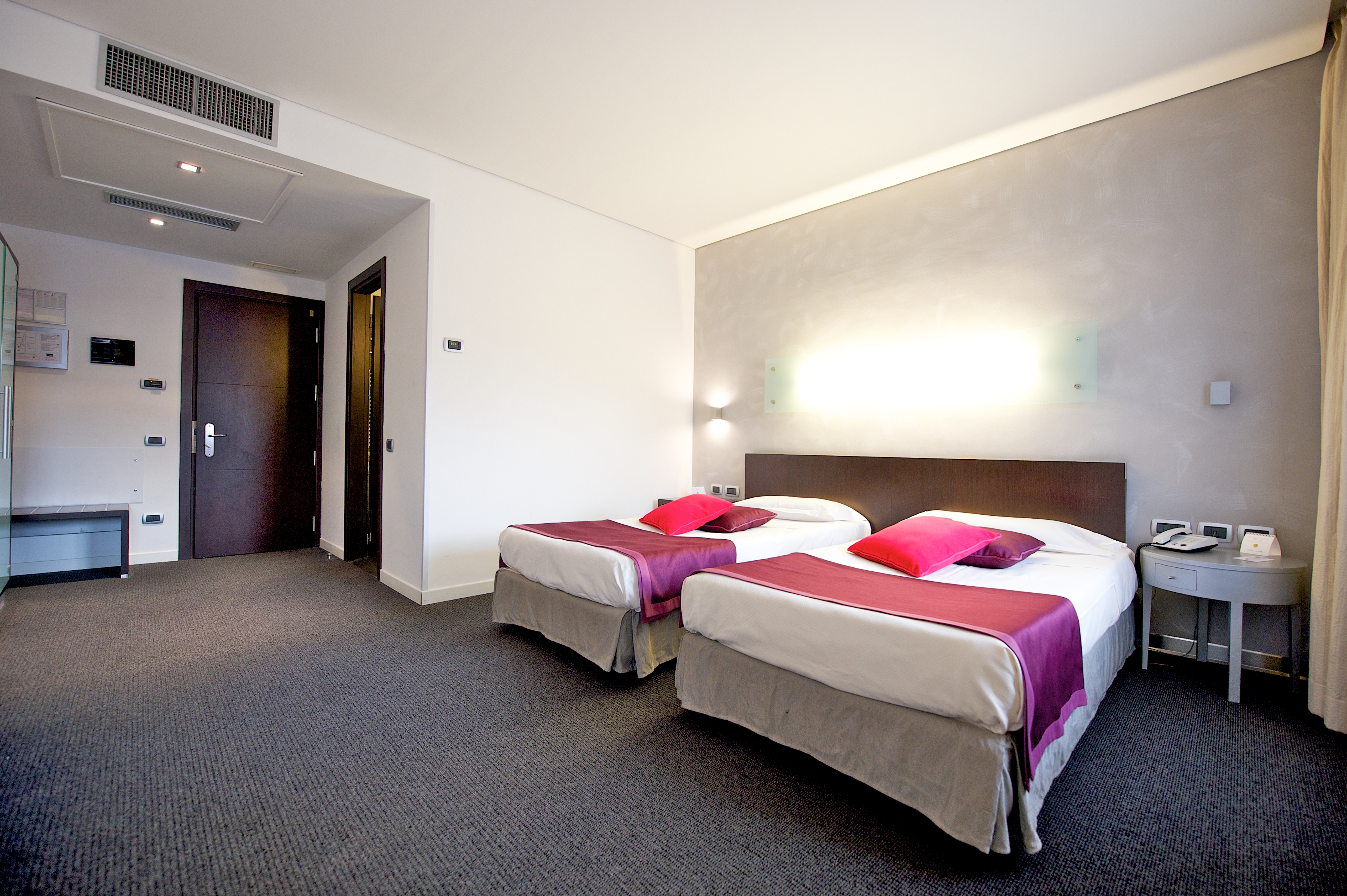 Double or Twin Standard