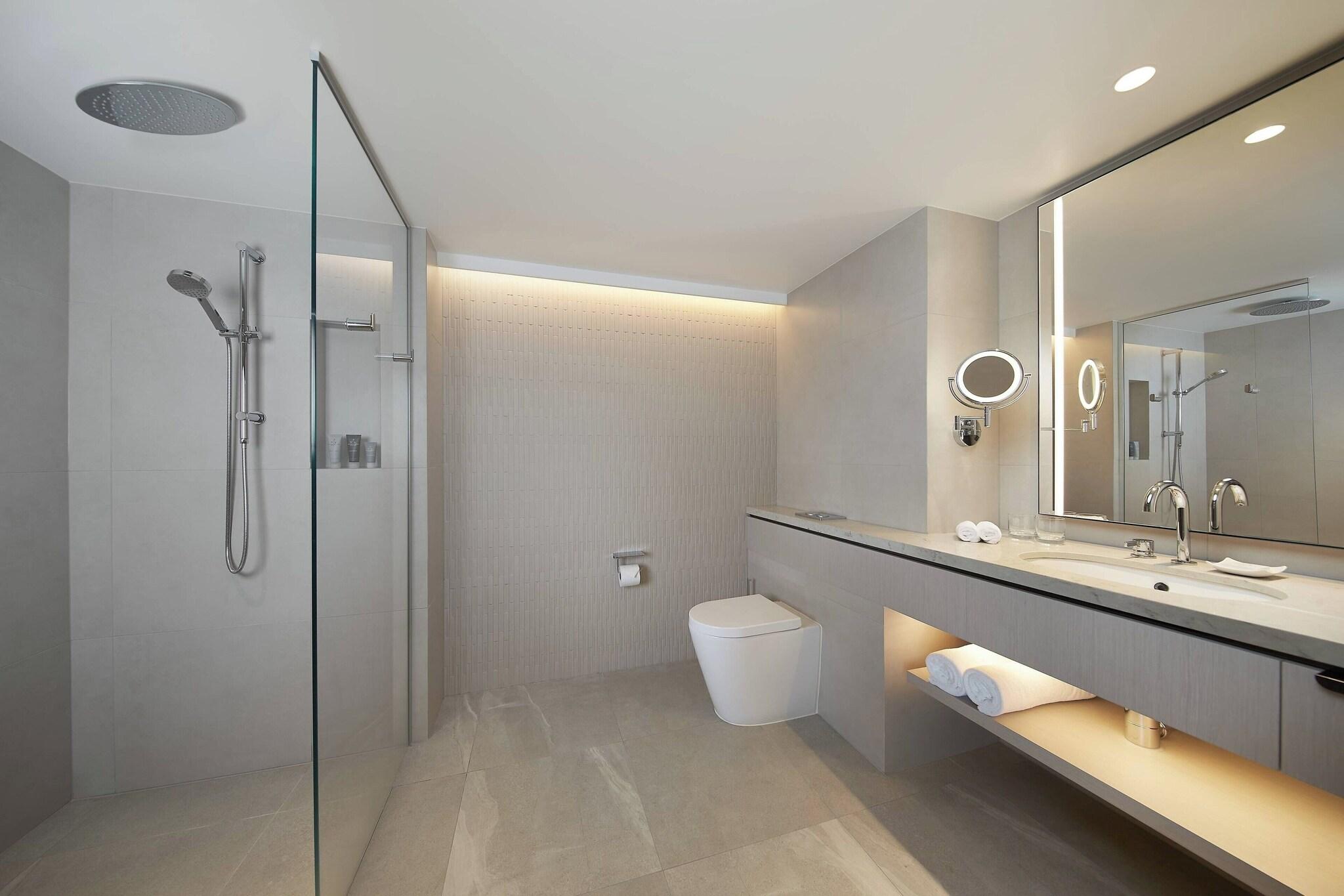 Double Ocean View King Bed