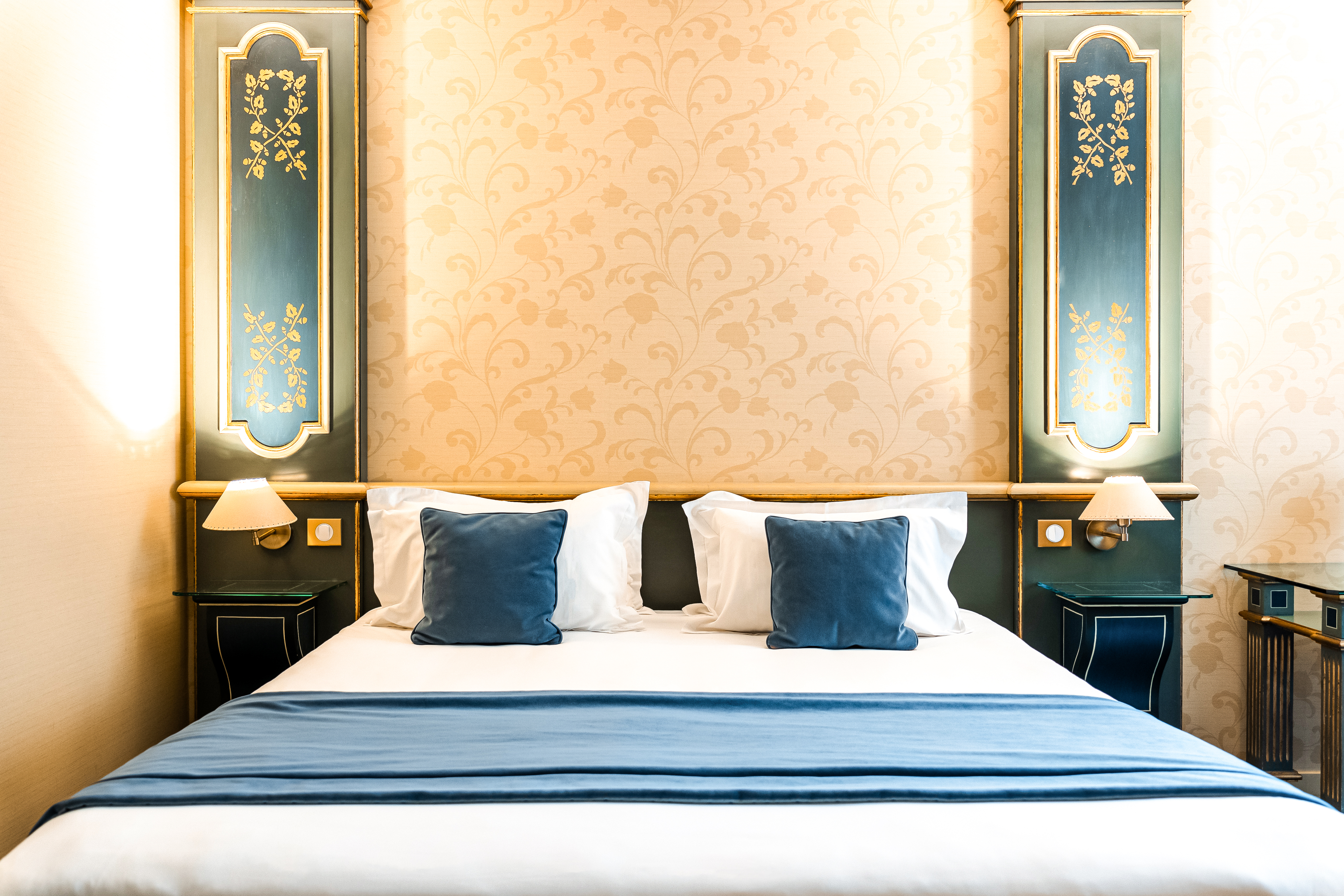 Double or Twin Superior