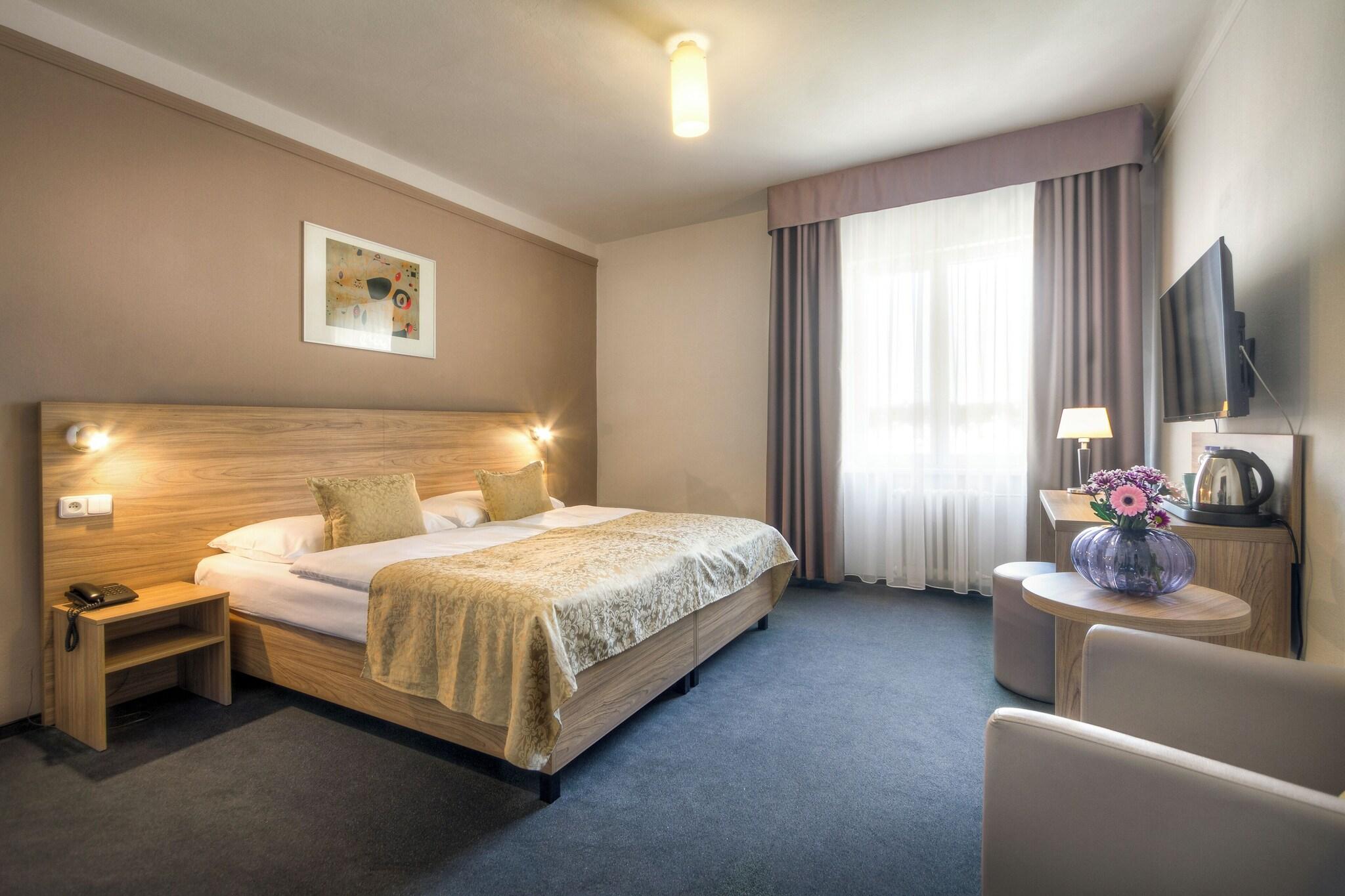 Double or Twin Superior