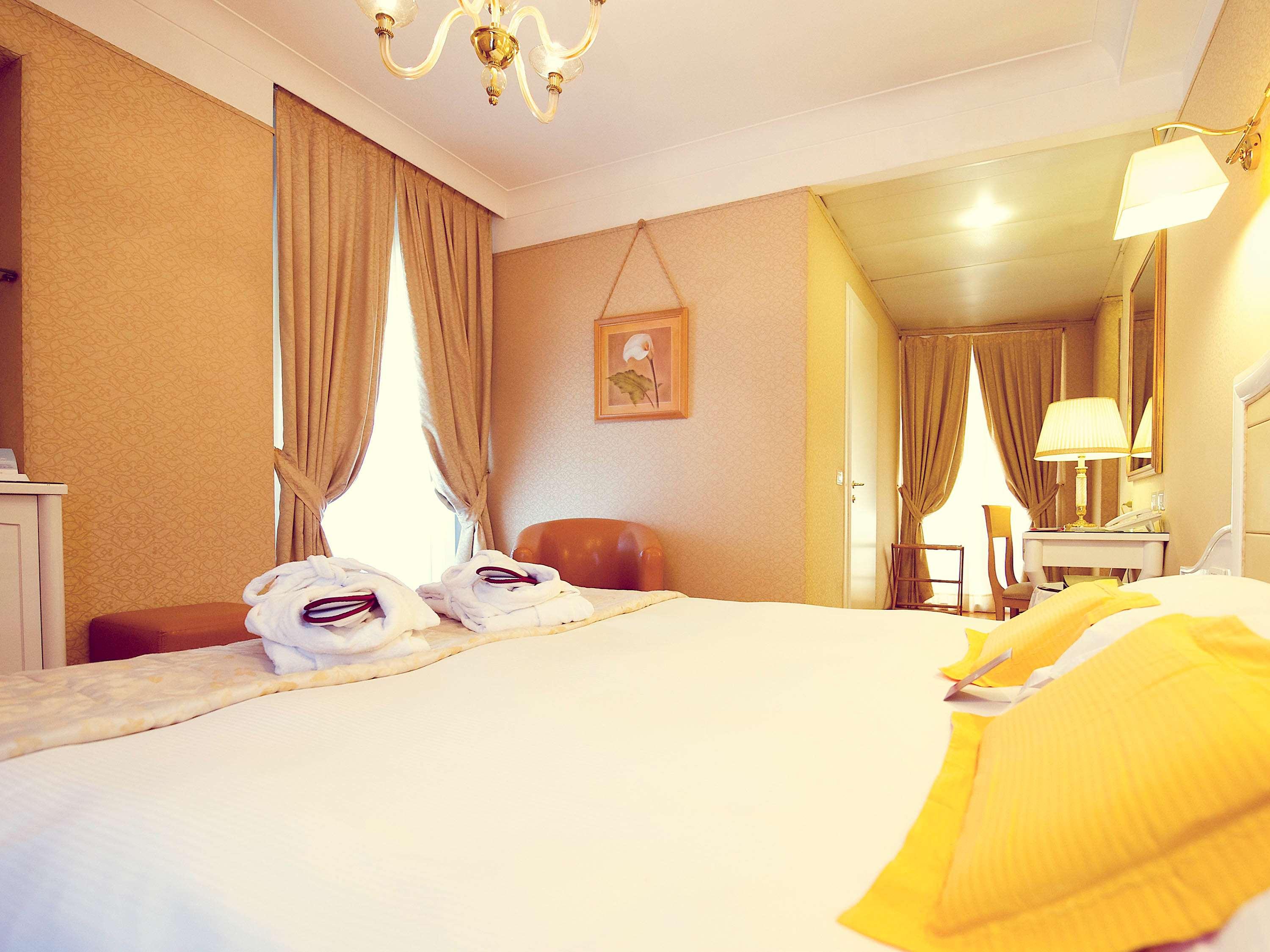 Double Superior with Views