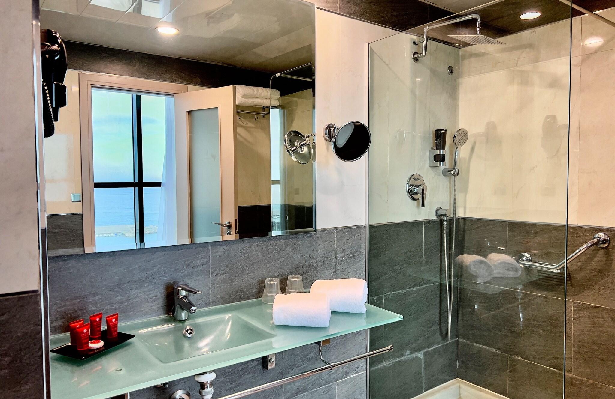 Junior Suite with Double Bed