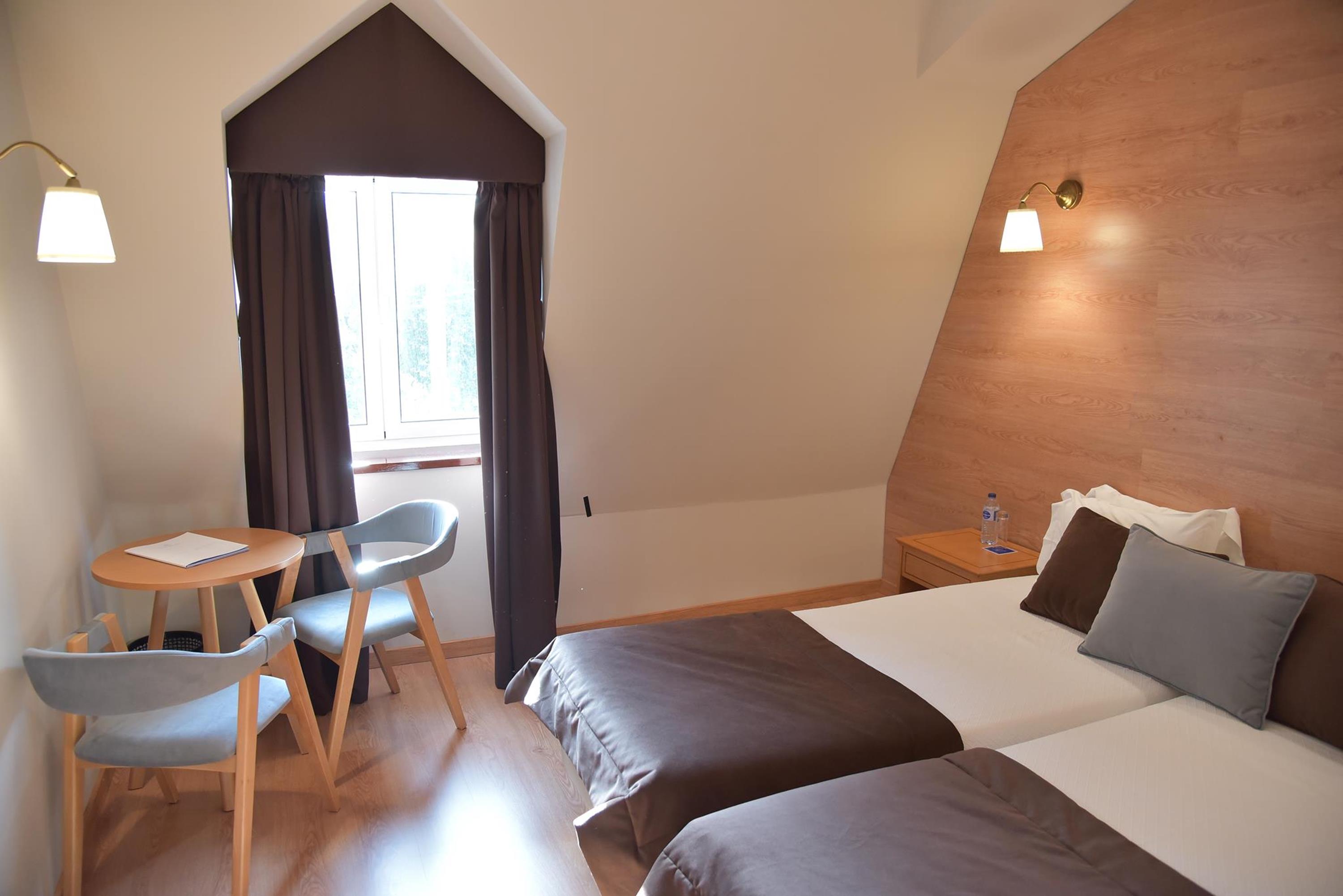 Double or Twin Standard