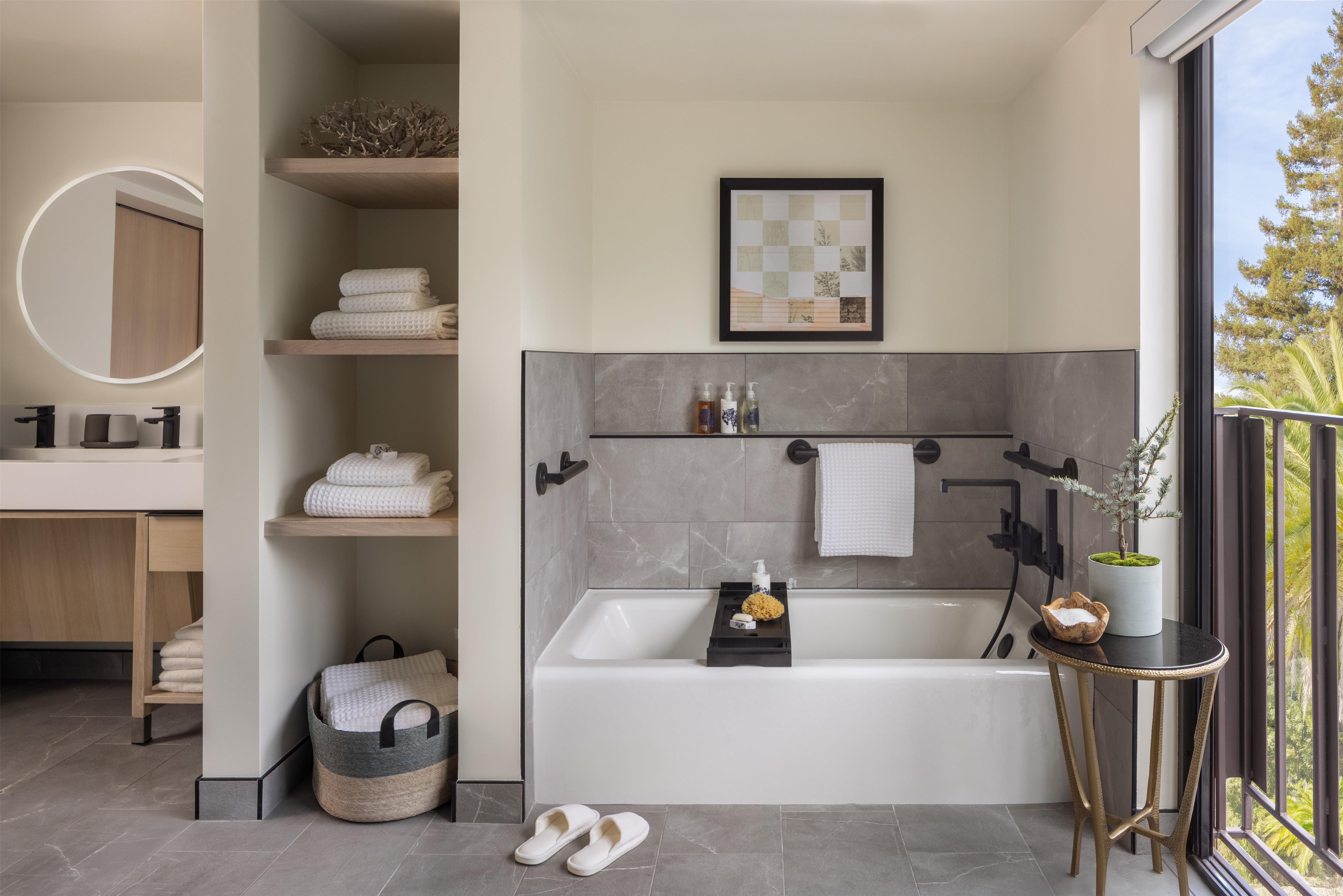 Suite Accessible with Views
