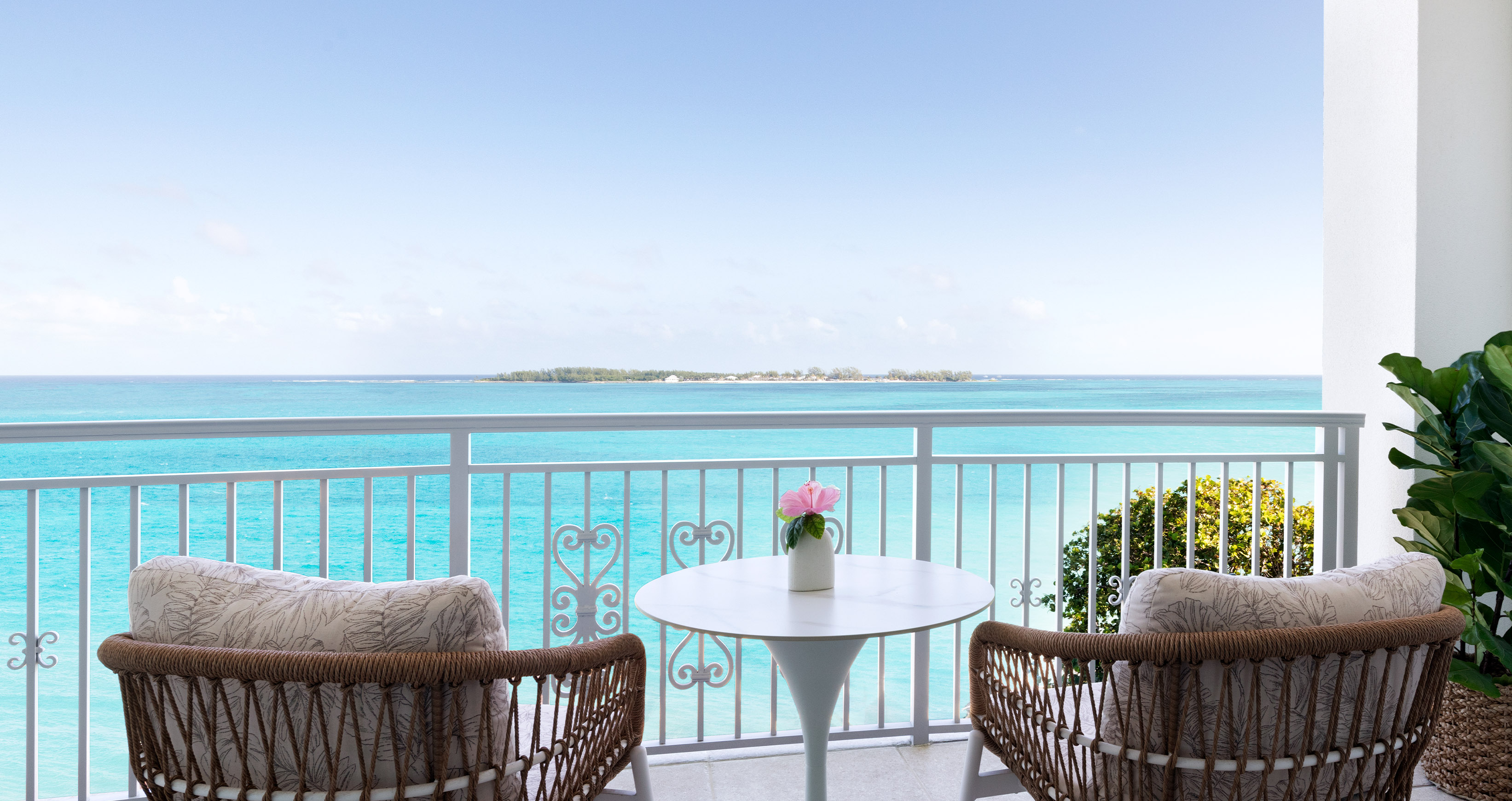 Room Club Beach Front