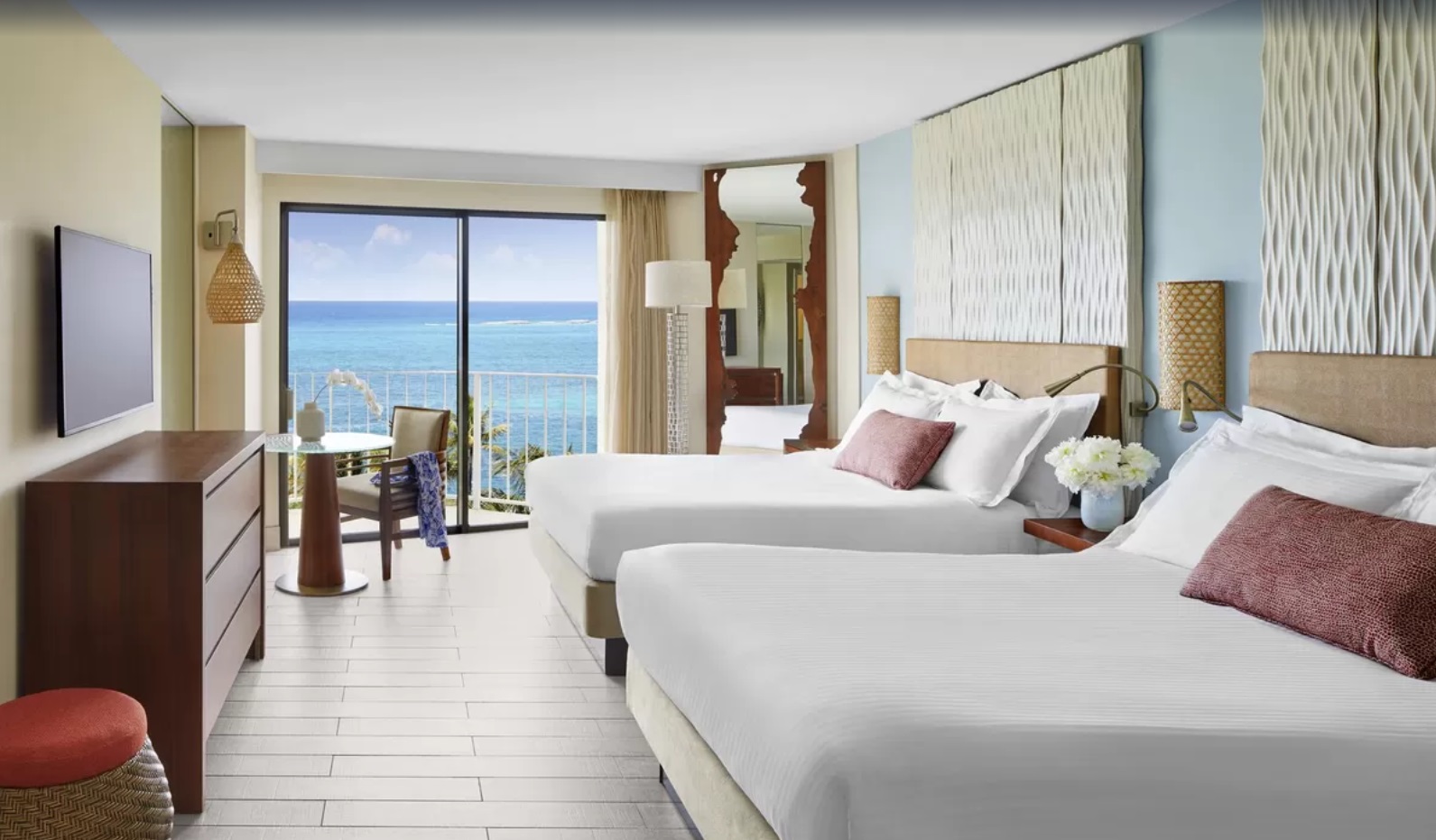 Twin Deluxe with Views