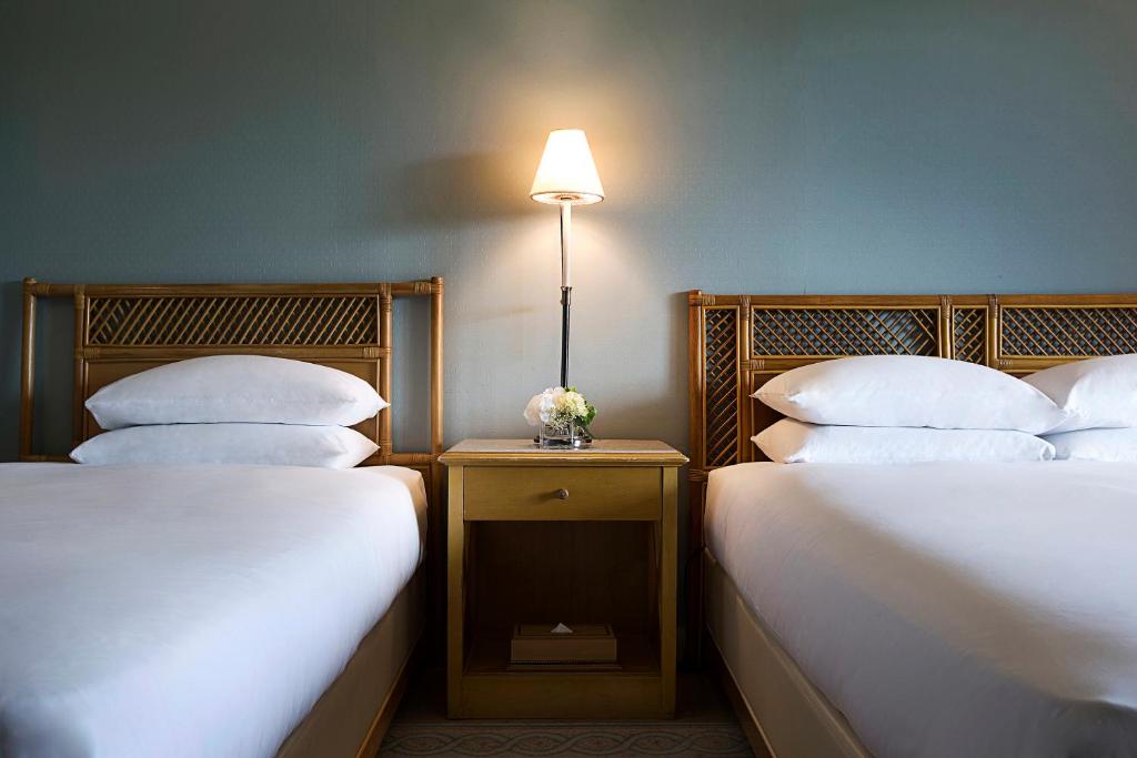 Family Room Deluxe Mountain View