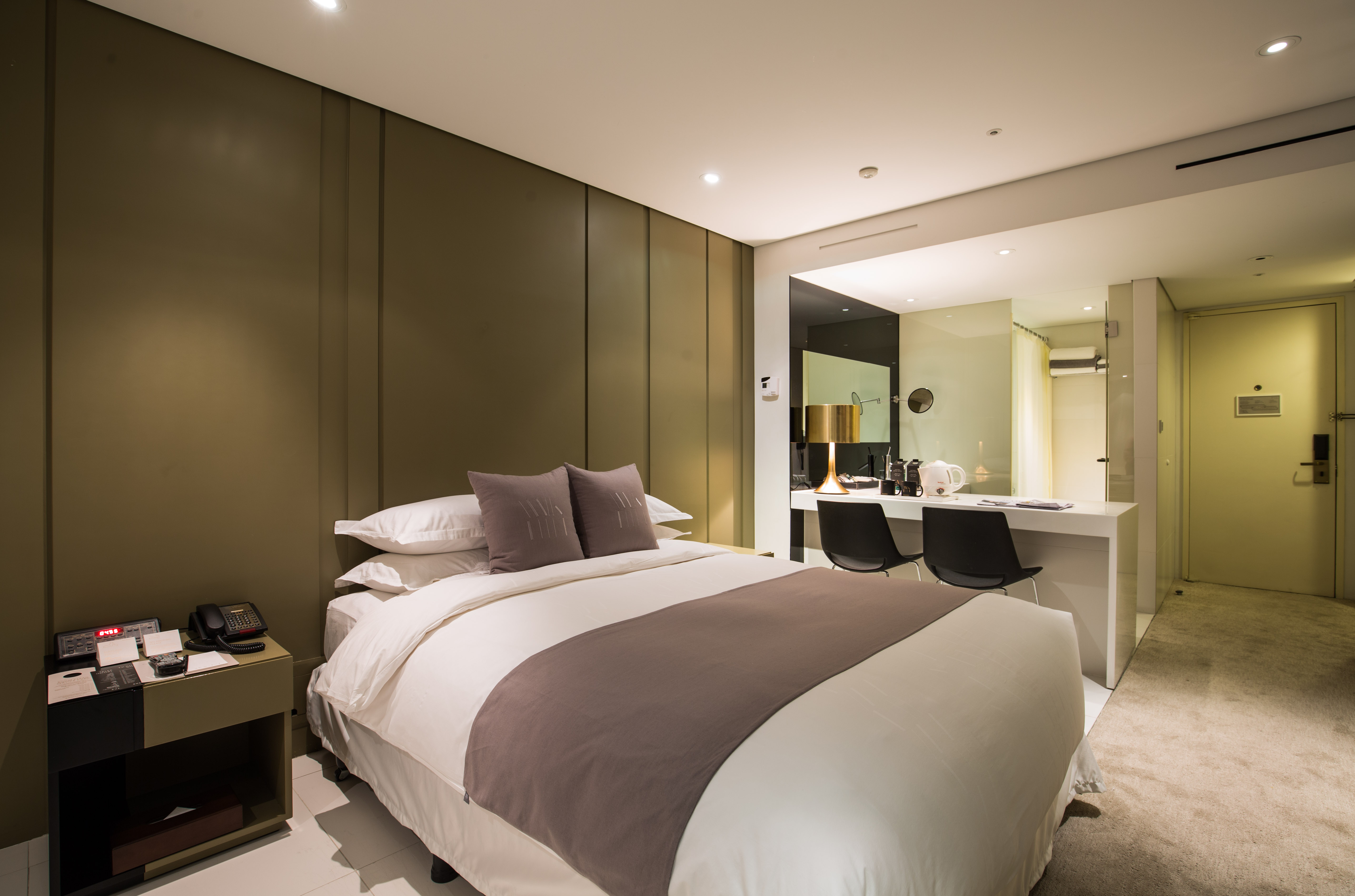 Double Deluxe Mountain View