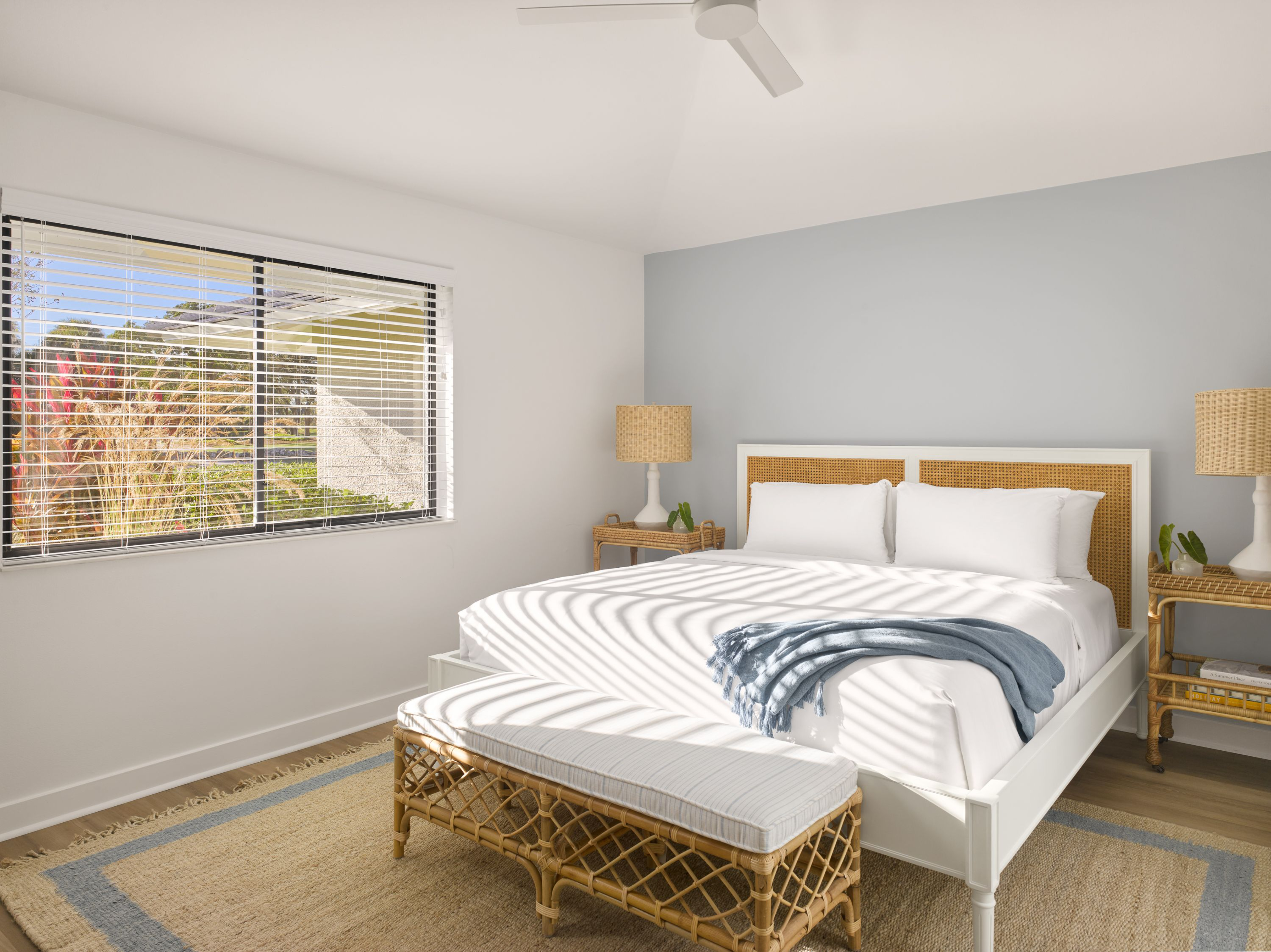 House King Bed Two Bedrooms