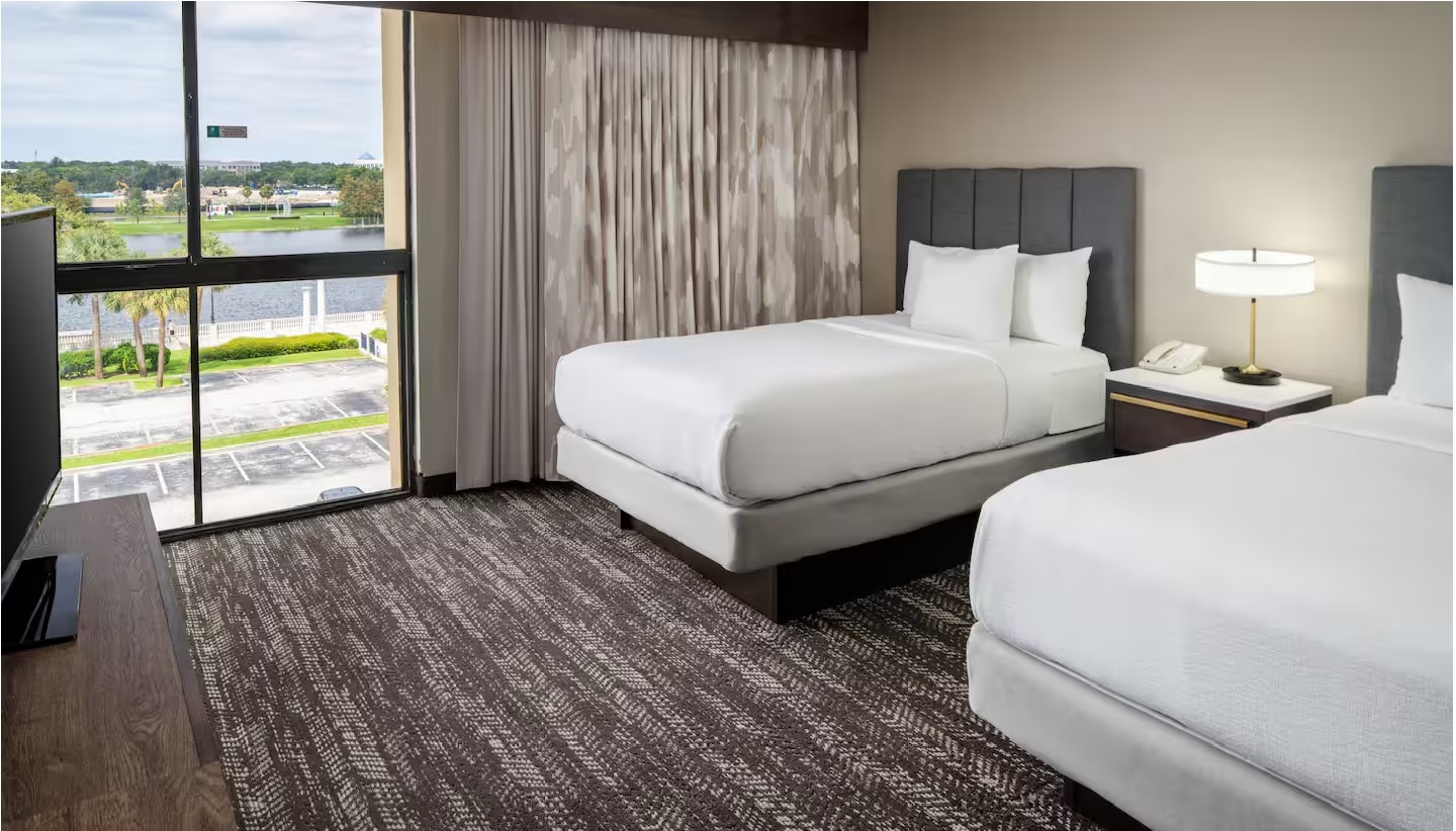 Suite Two Double Beds Non Smoking