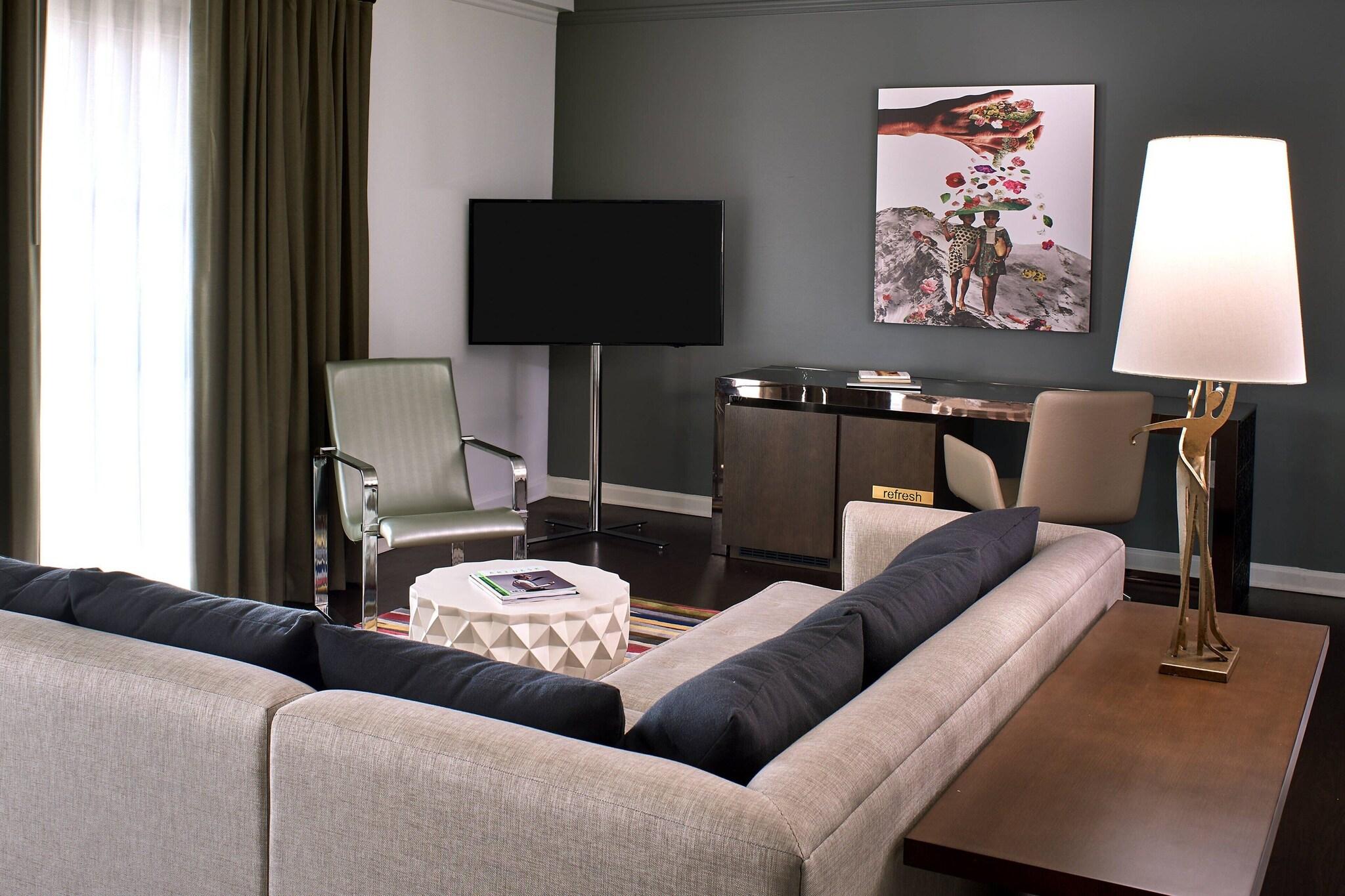 Junior Suite King Size Bed