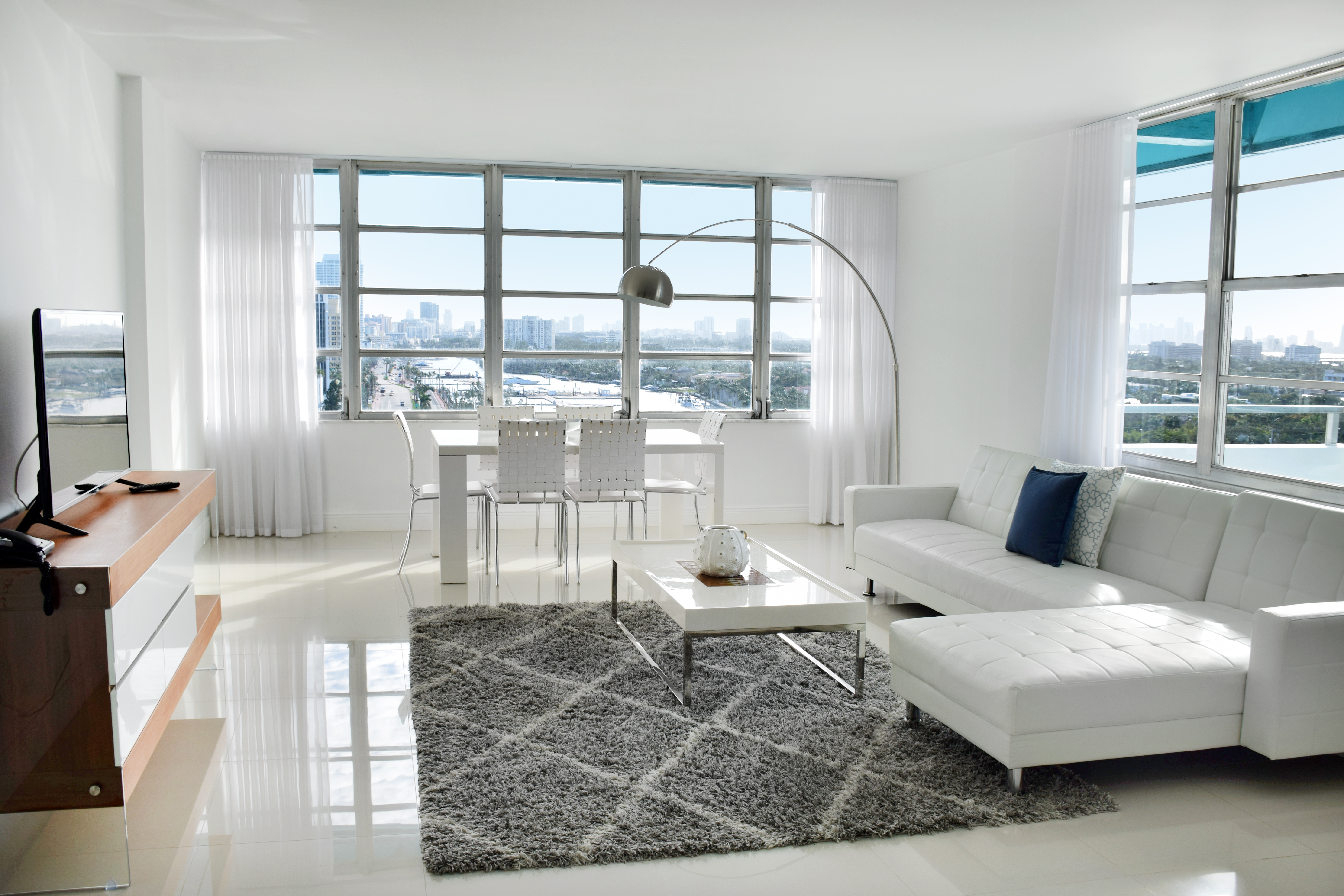 Suite Deluxe Two Double Beds