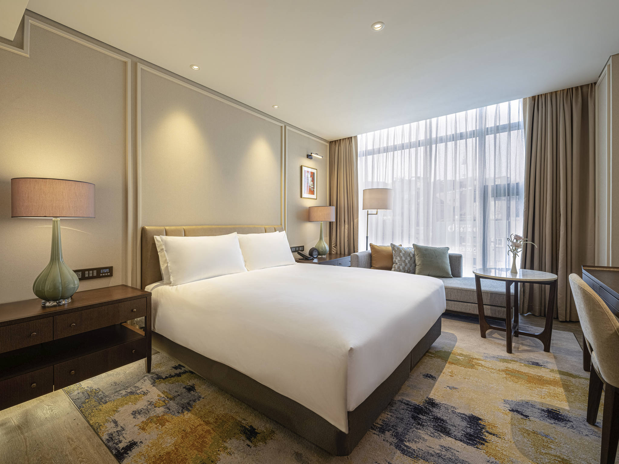 Double Superior King Bed