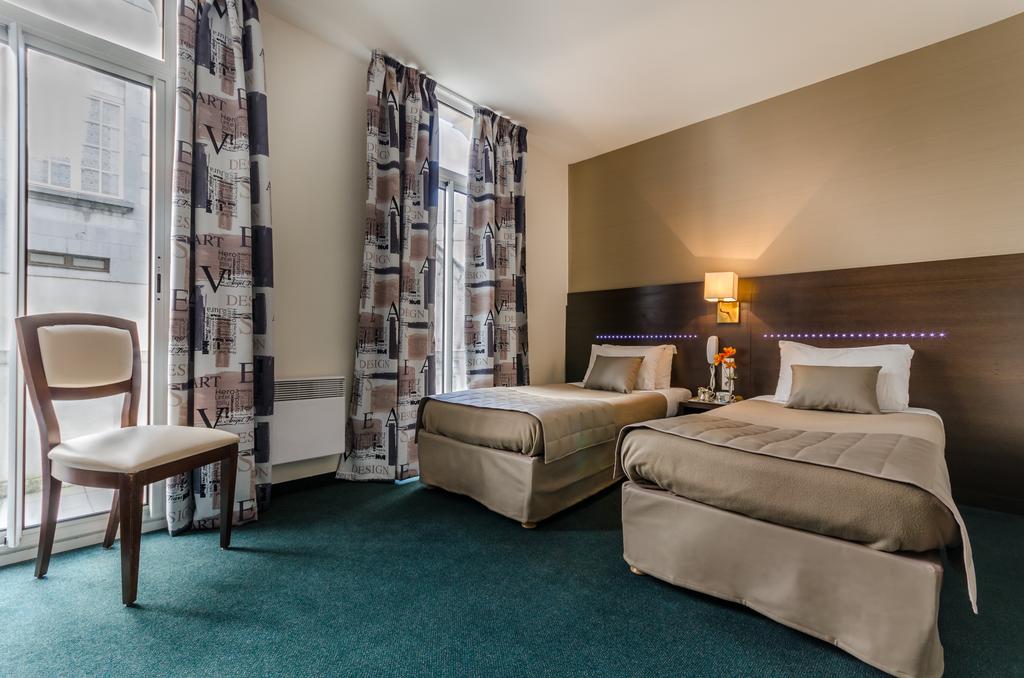 Double or Twin Standard