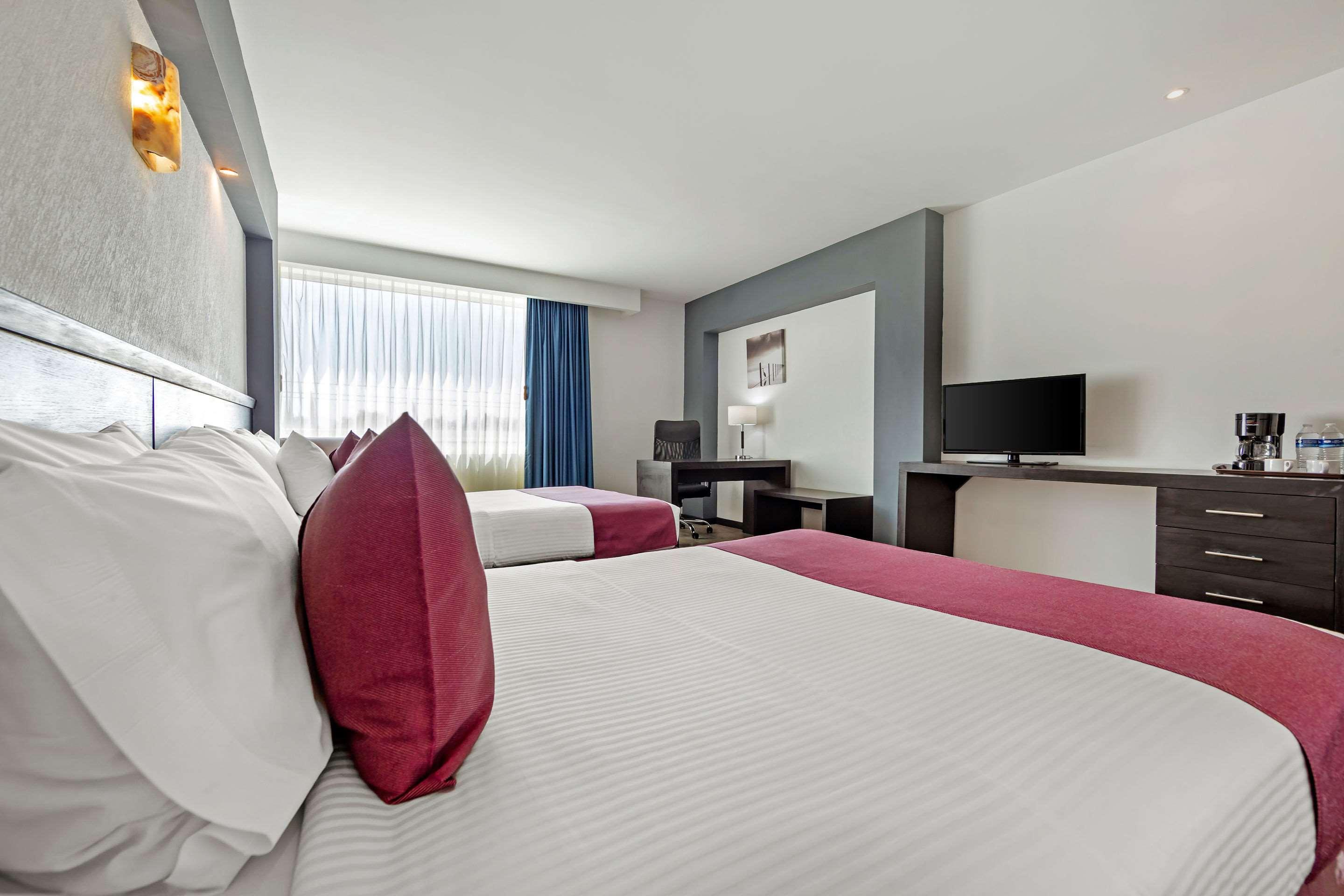 Double Two Double Beds Non Smoking