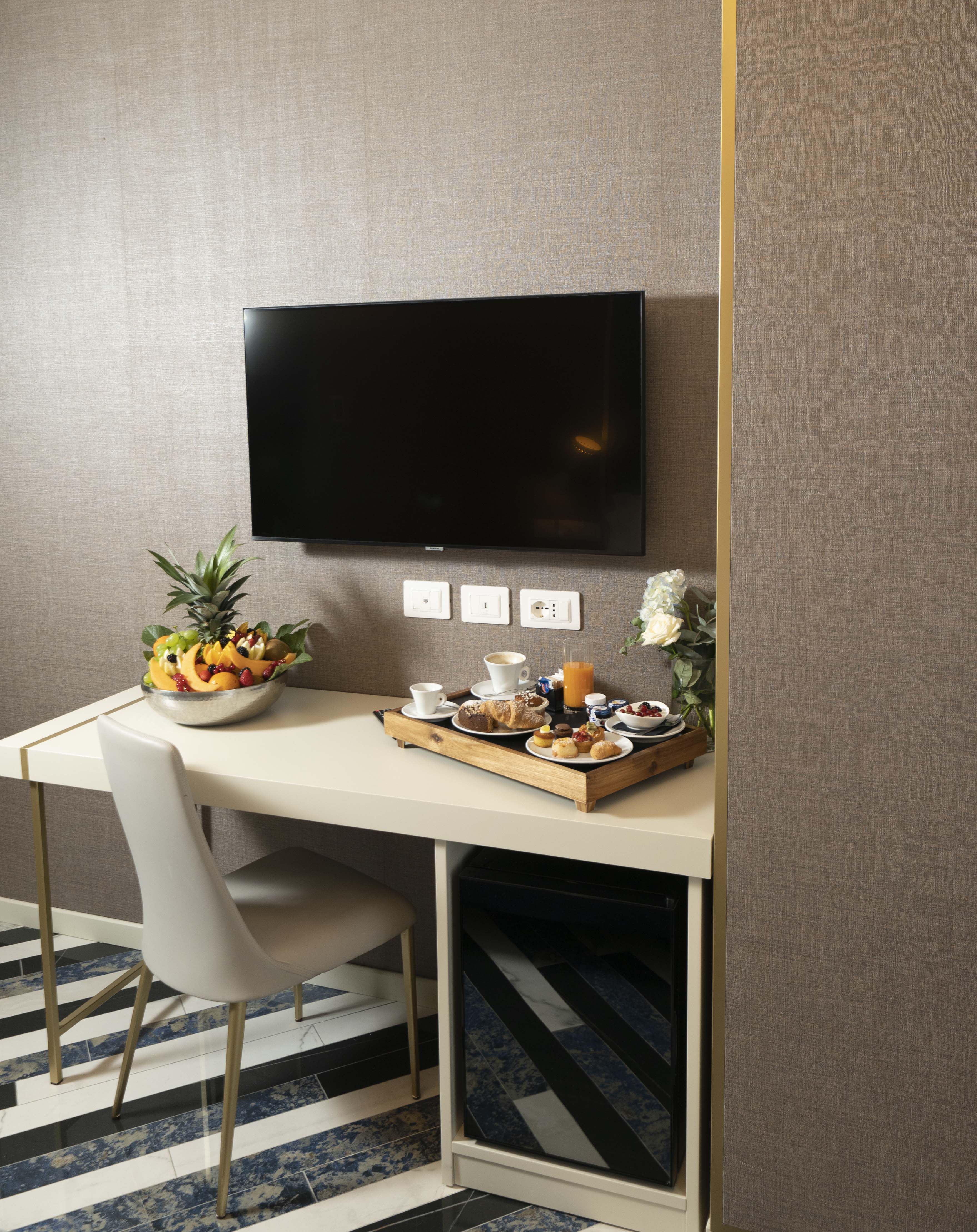 Double or Twin Superior