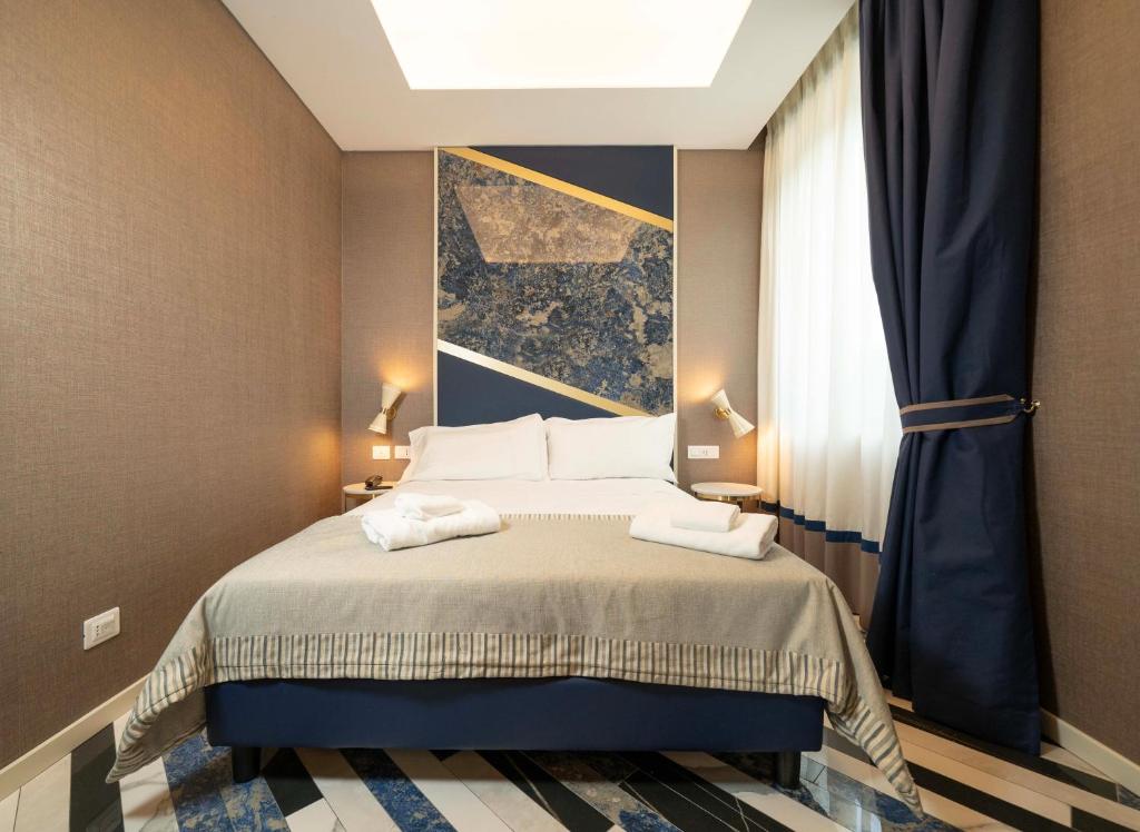 Double or Twin Standard