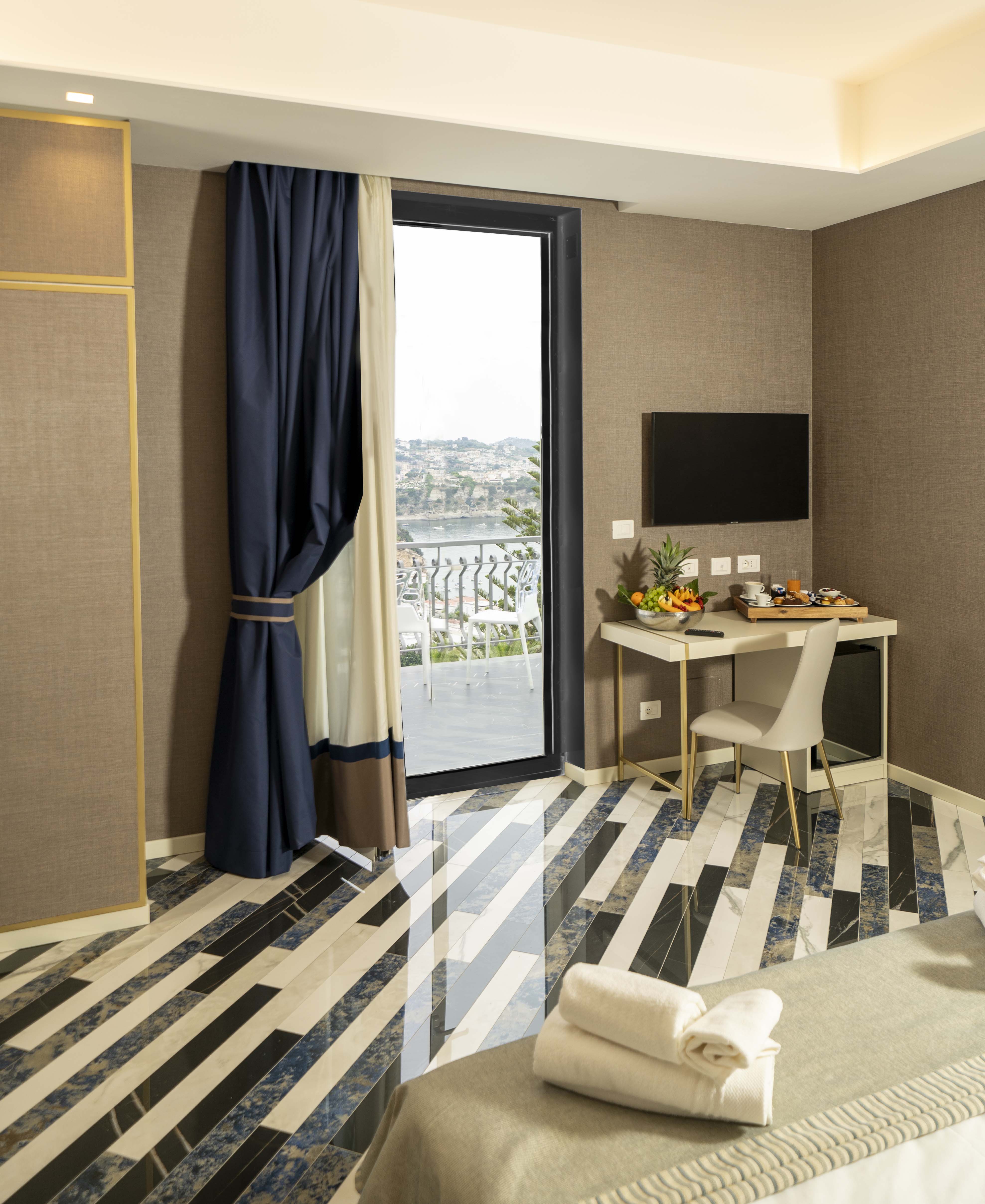 Double or Twin Superior