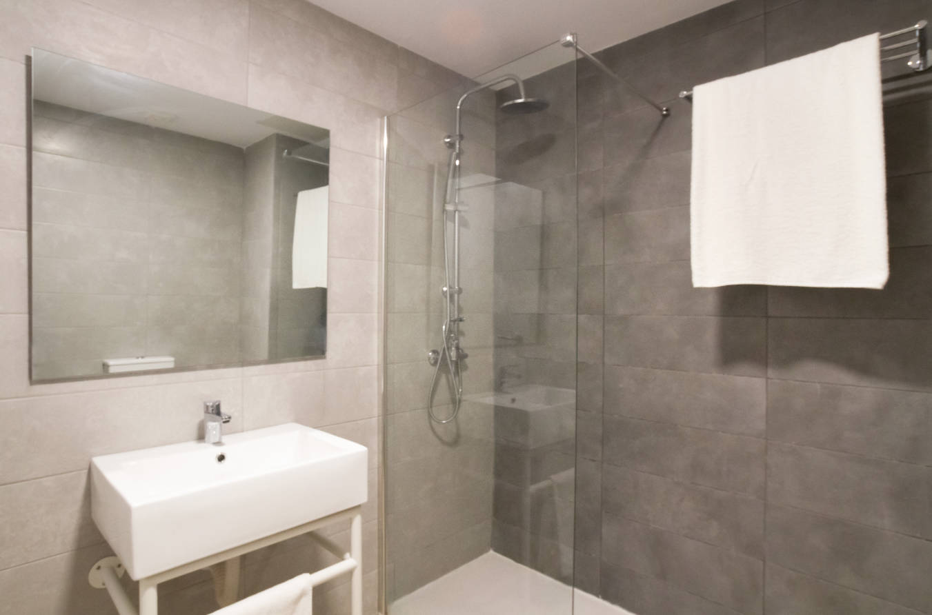 Double or Twin Capacity 3