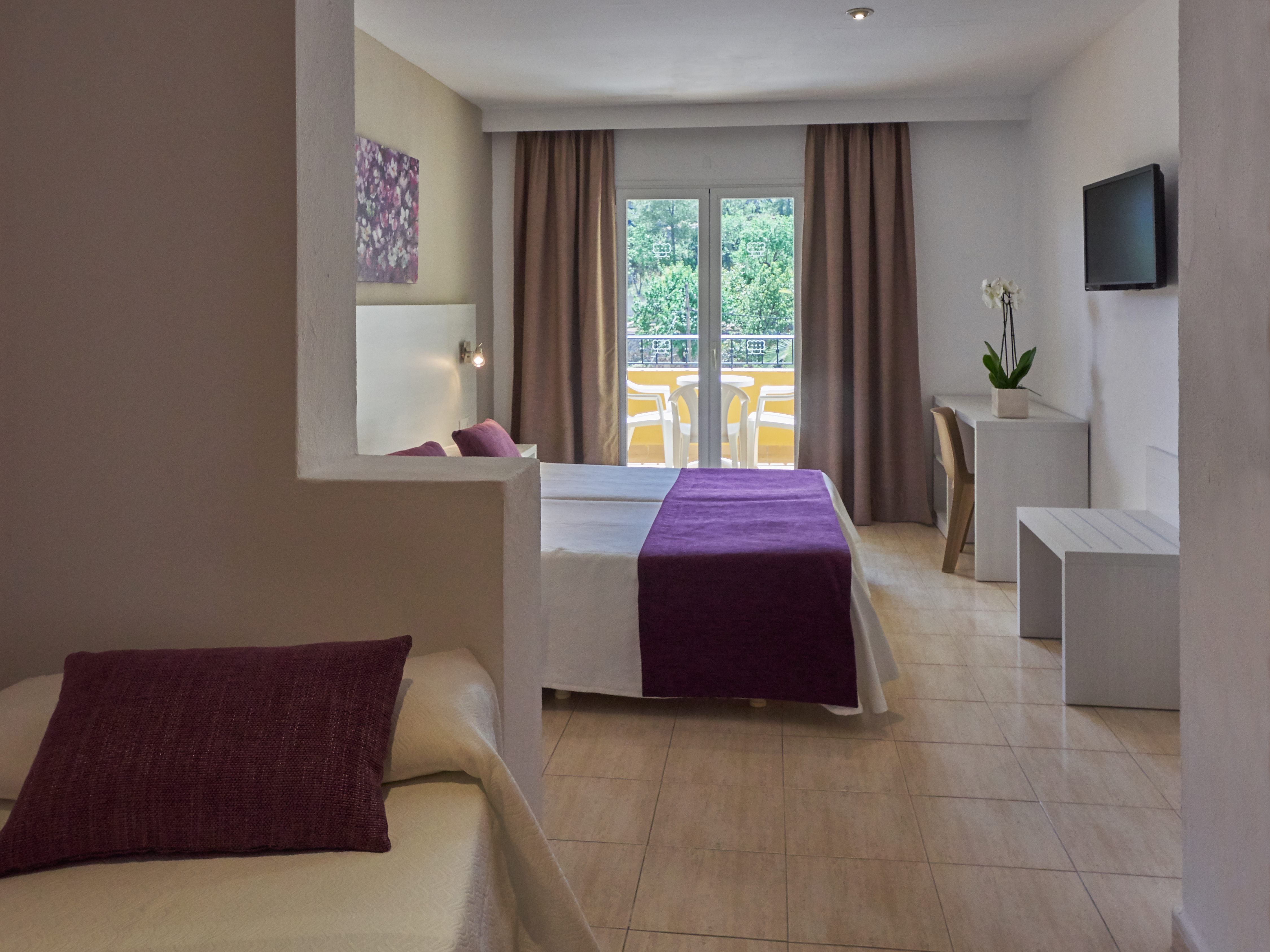 Double or Twin with Balcony