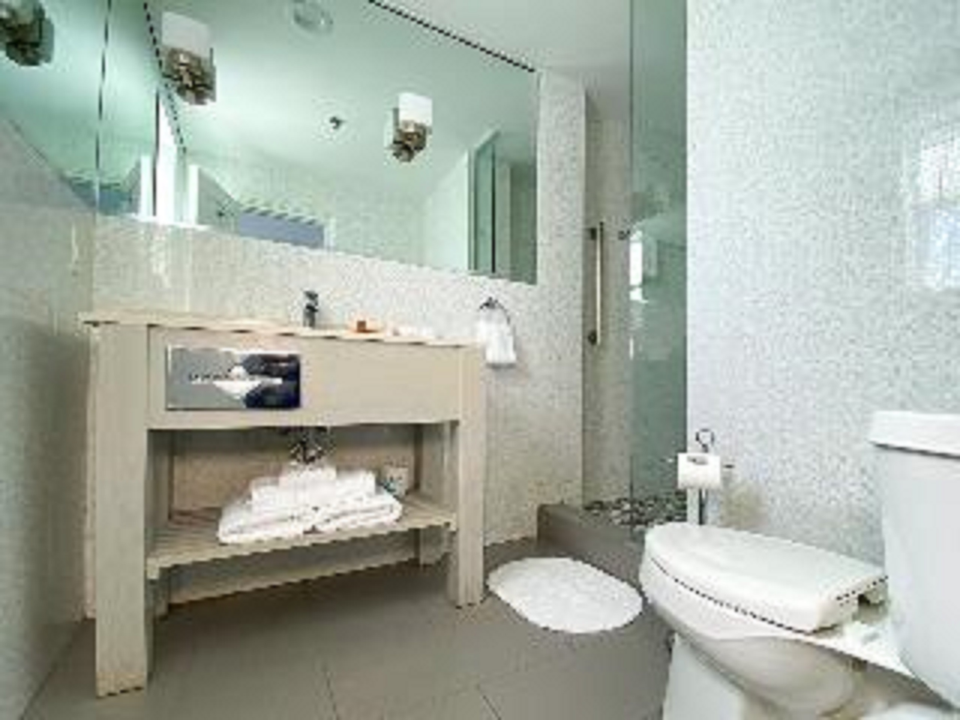 Junior Suite King Size Bed