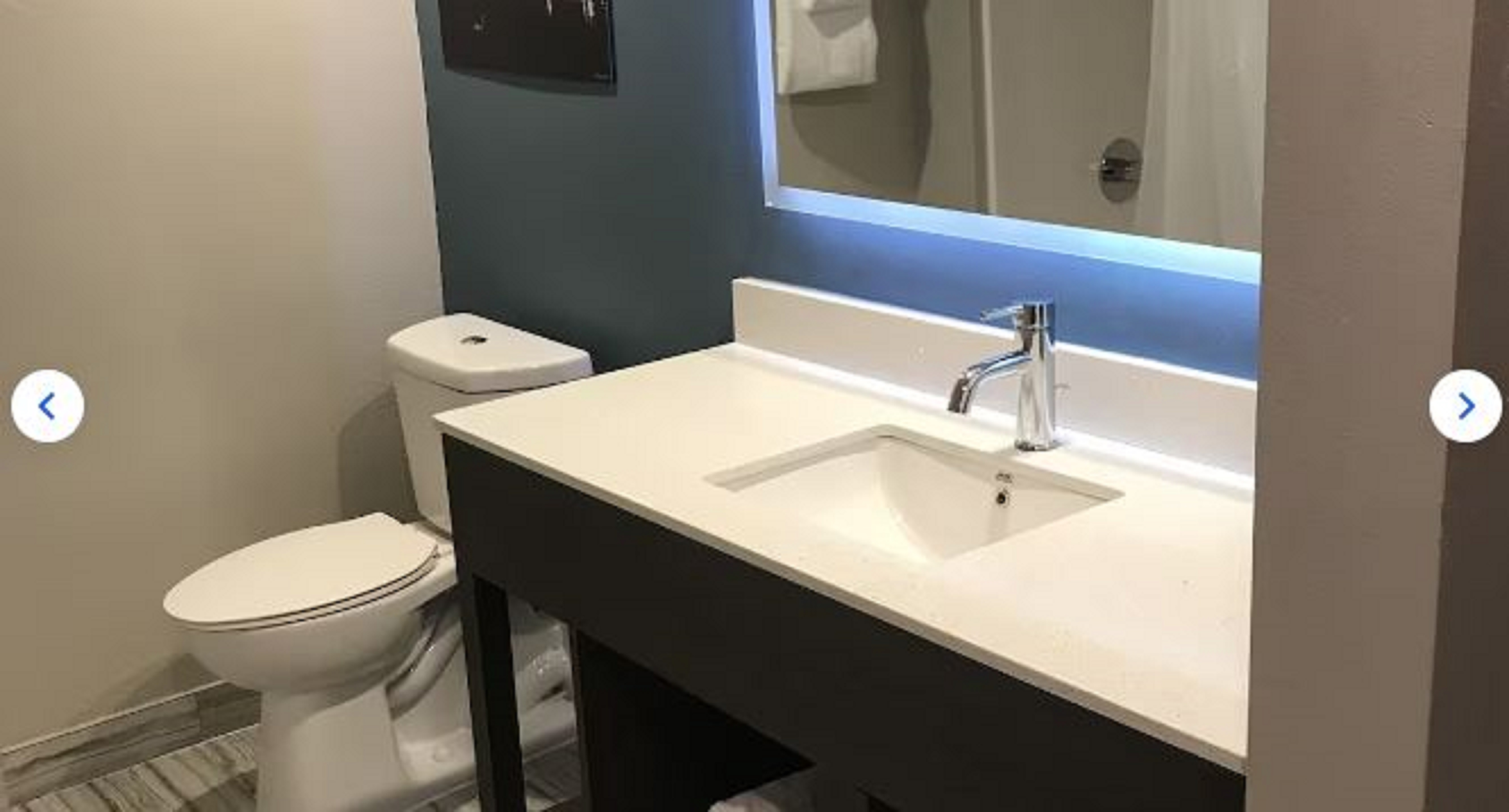 Room Deluxe King Bed