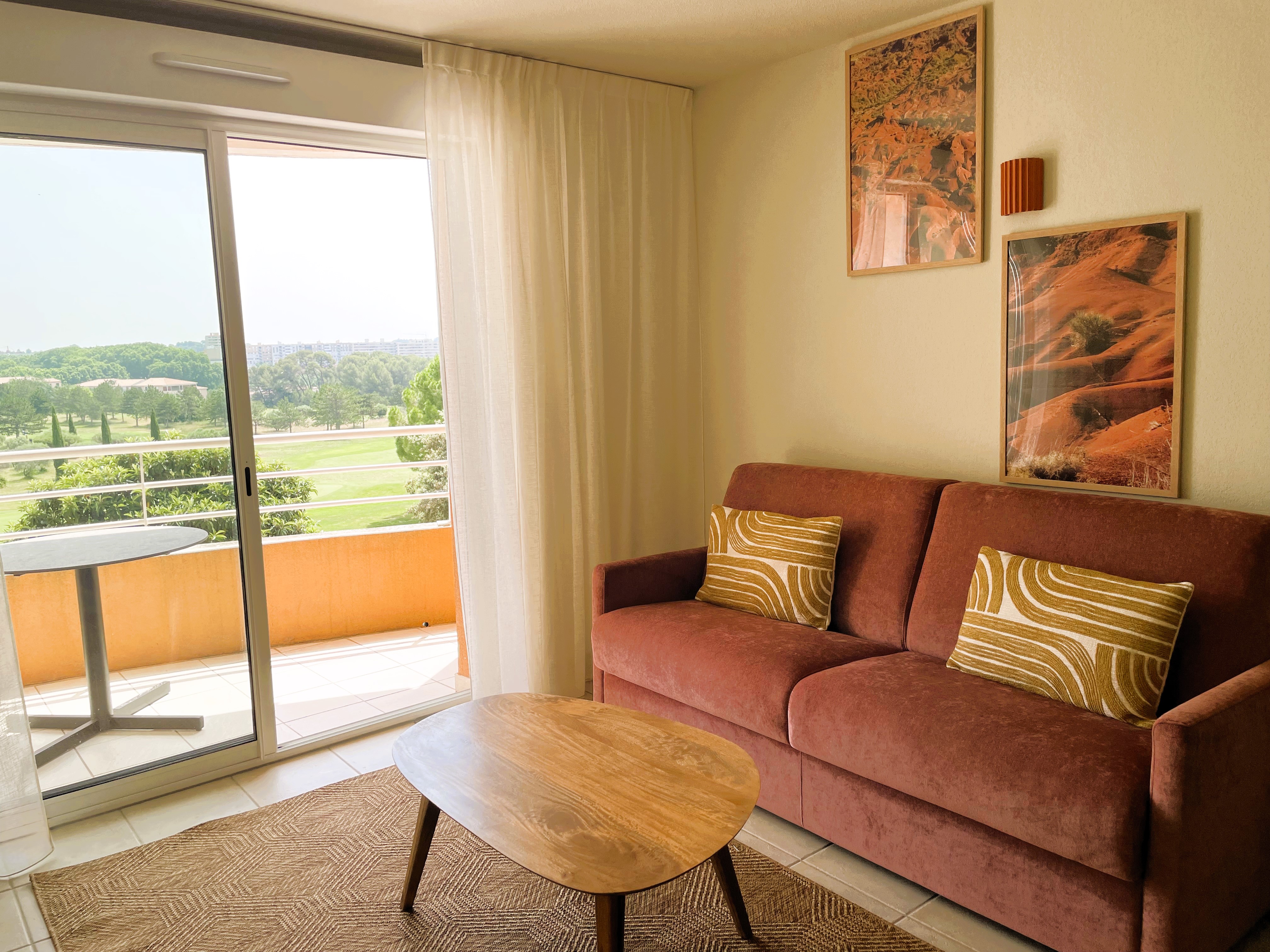 Apartment Capacity 6 Two Bedrooms