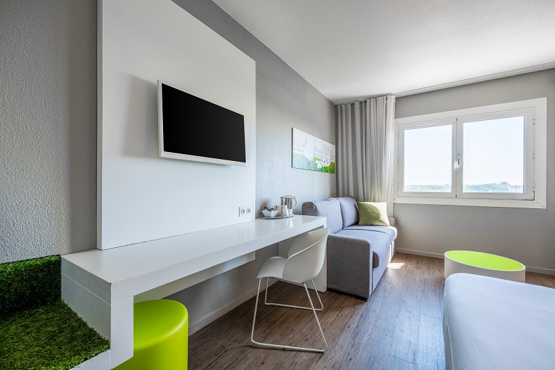 Family Room Golf View