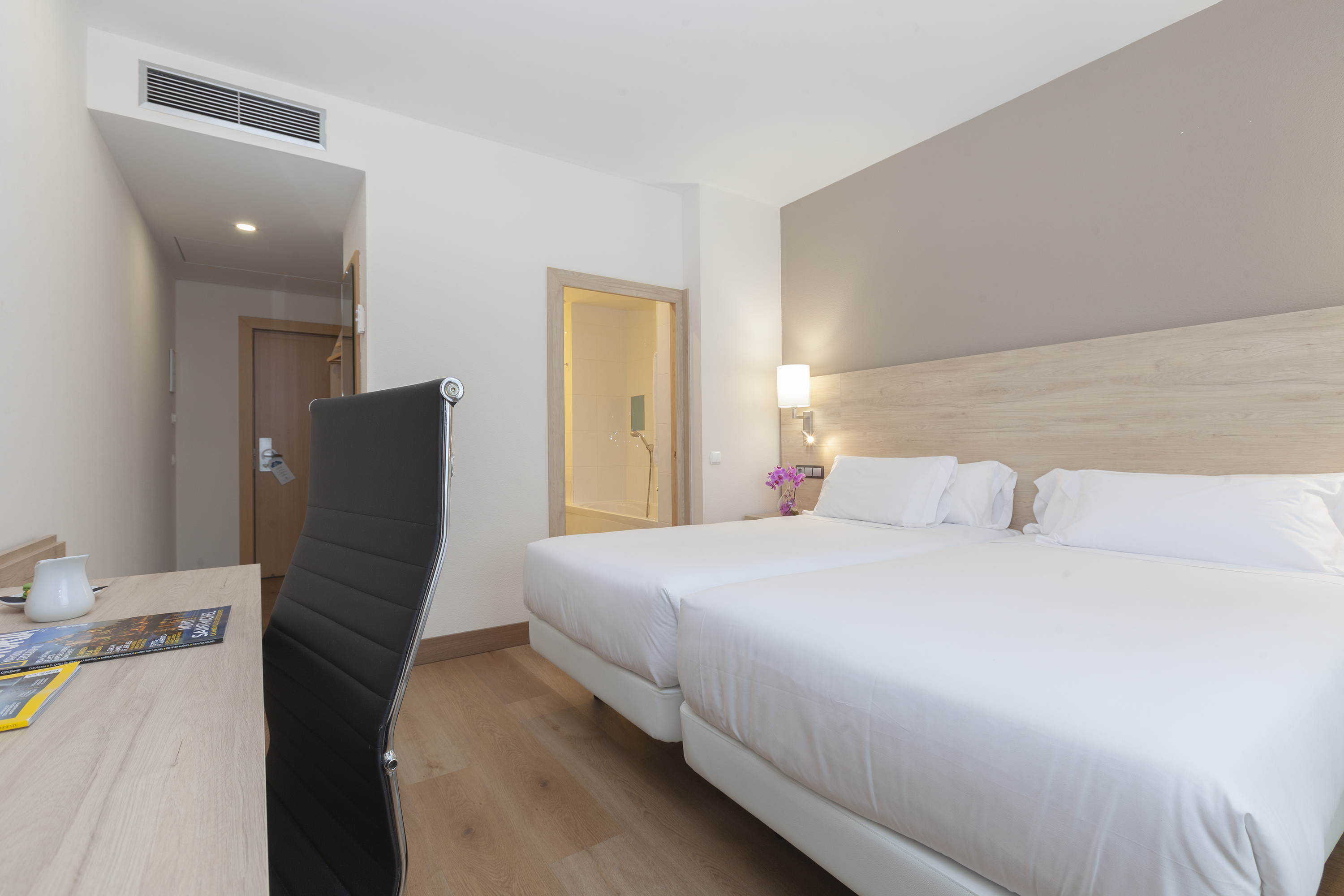 Double or Twin Deluxe