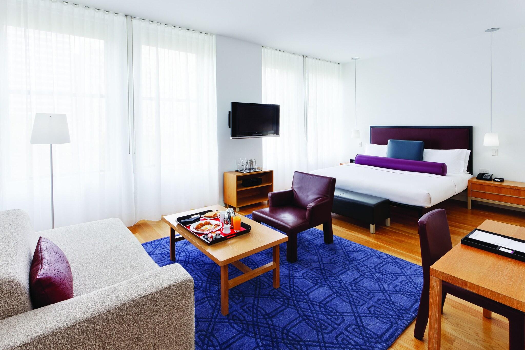 Junior Suite King Size Bed