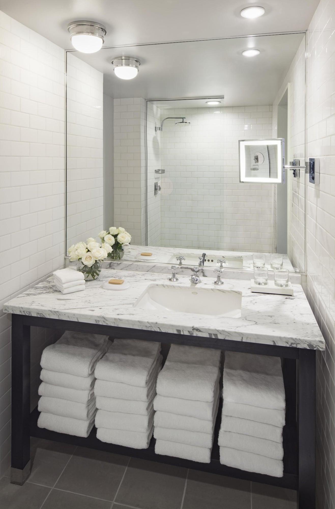 Quadruple Non Smoking