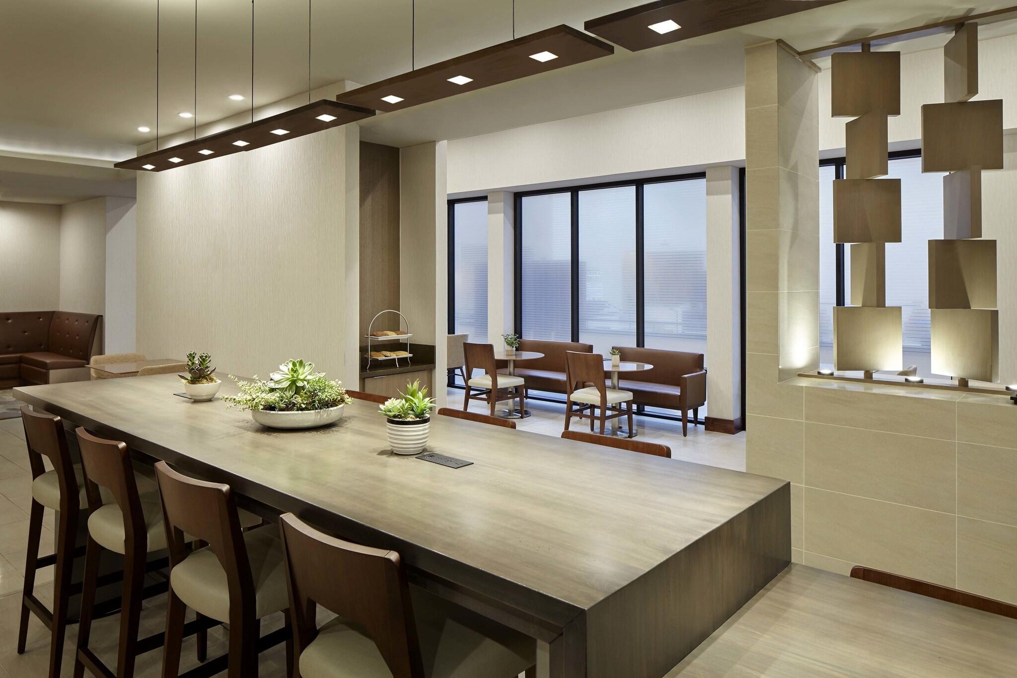 Double Club King Bed