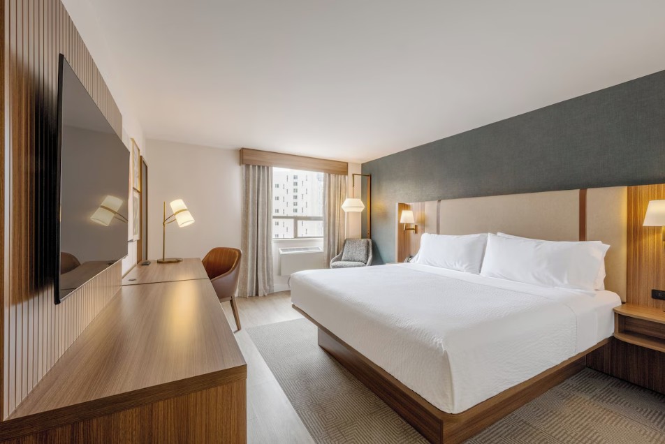 Double Queen Size Bed