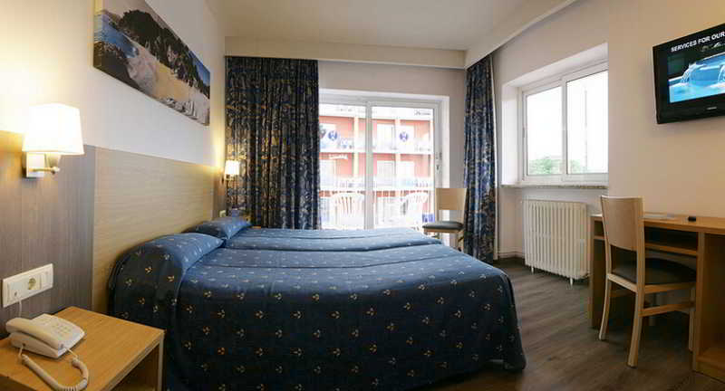 Double or Twin Pool View