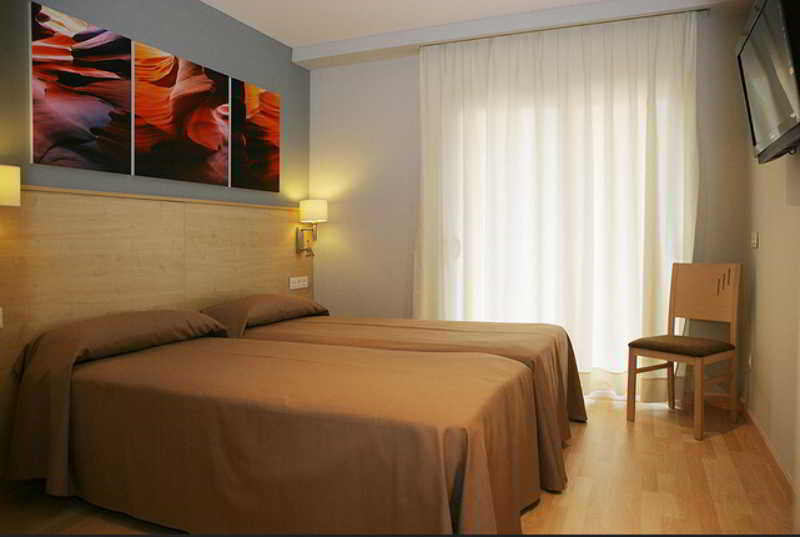 Double or Twin Standard