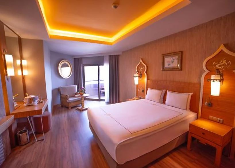 Family Room Deluxe Sea View