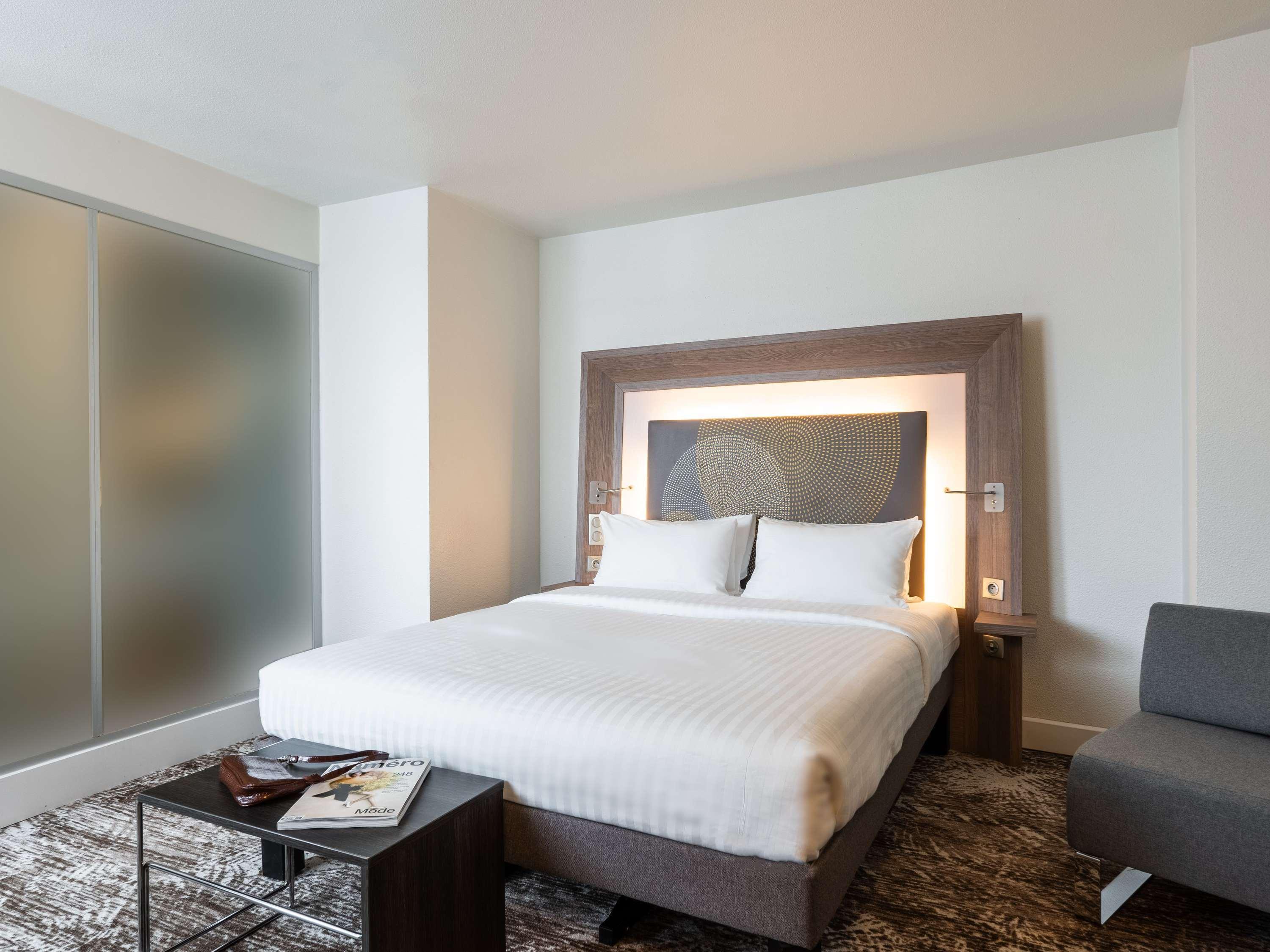 Double Queen Size Bed