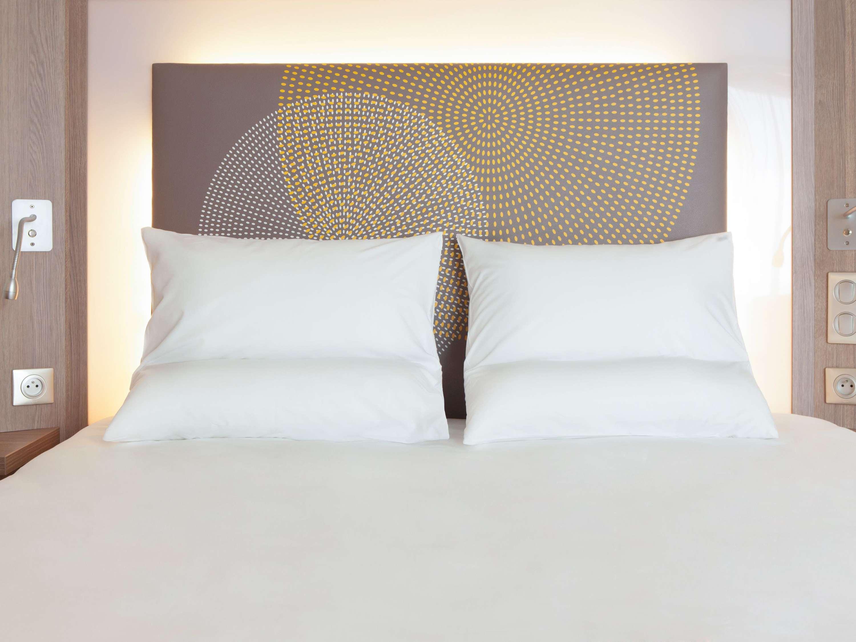 Double Queen Size Bed