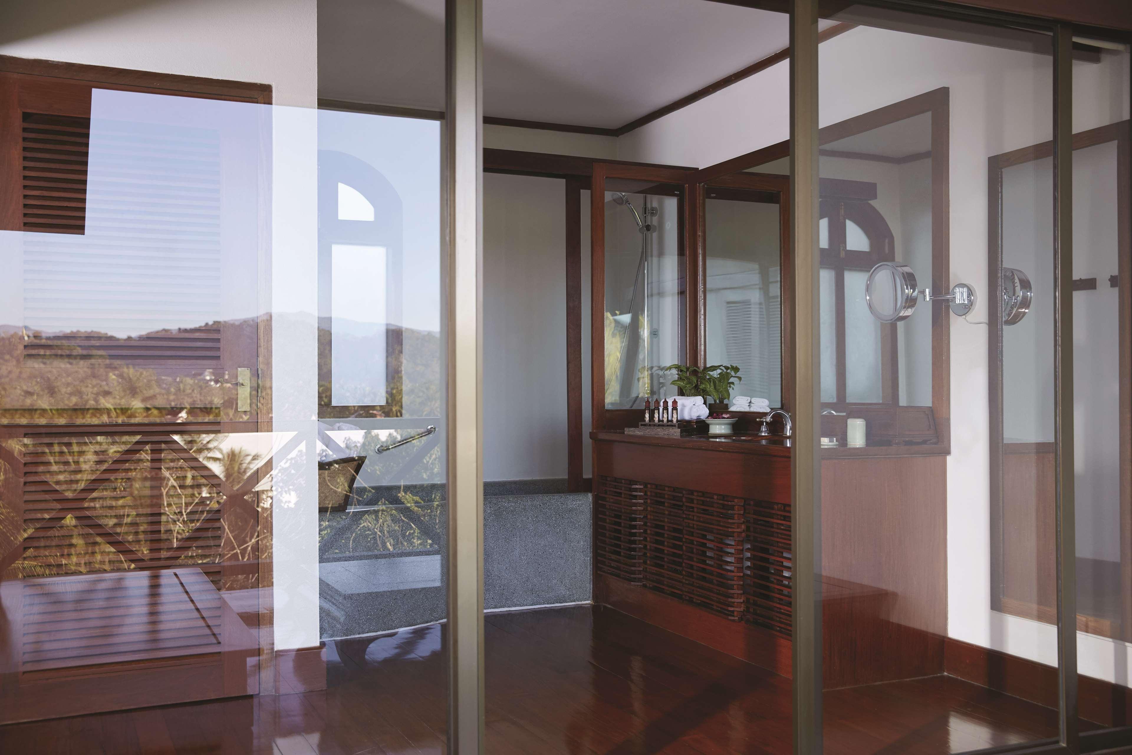 Junior Suite Mountain View