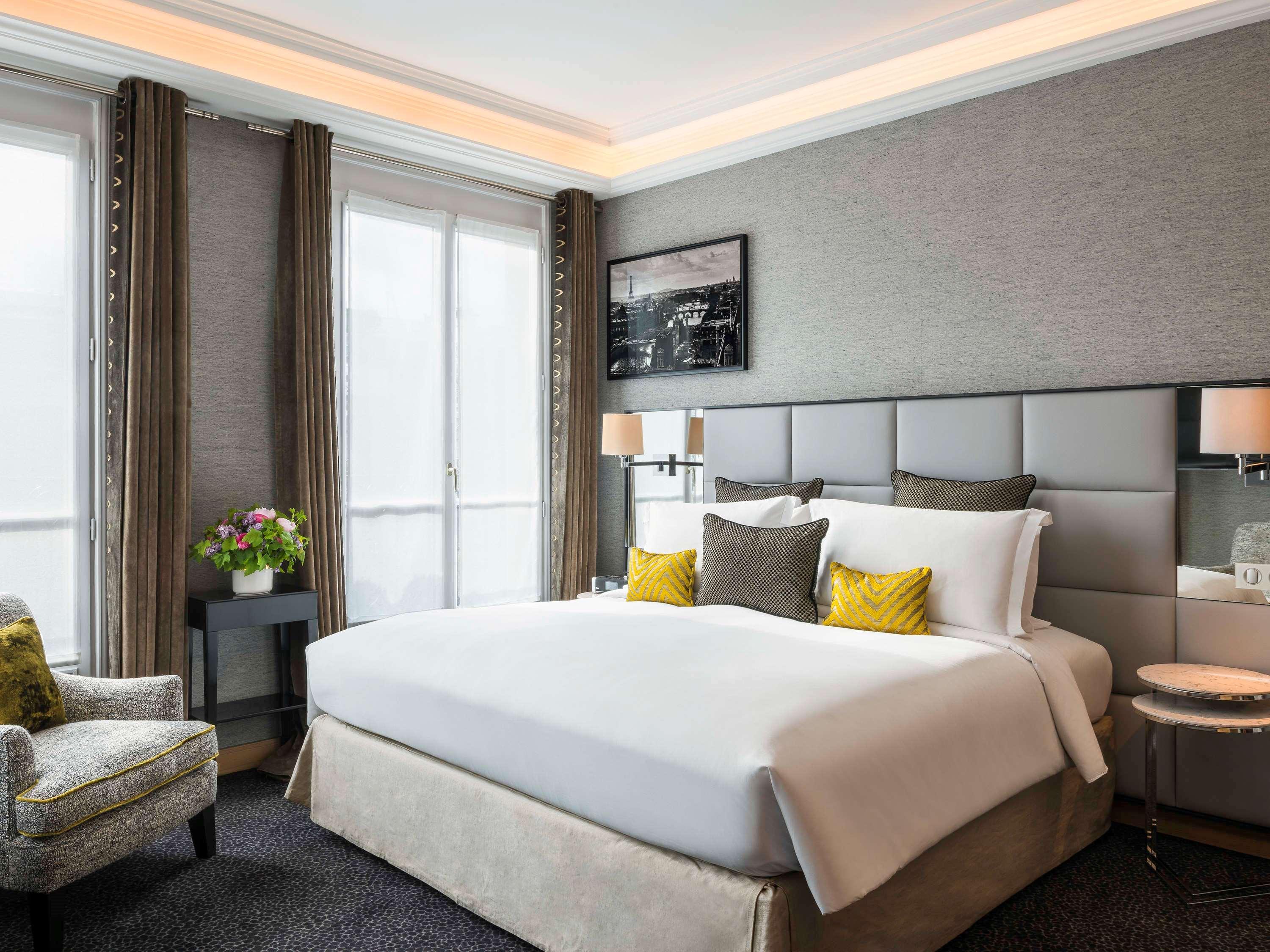 Junior Suite King Size Bed