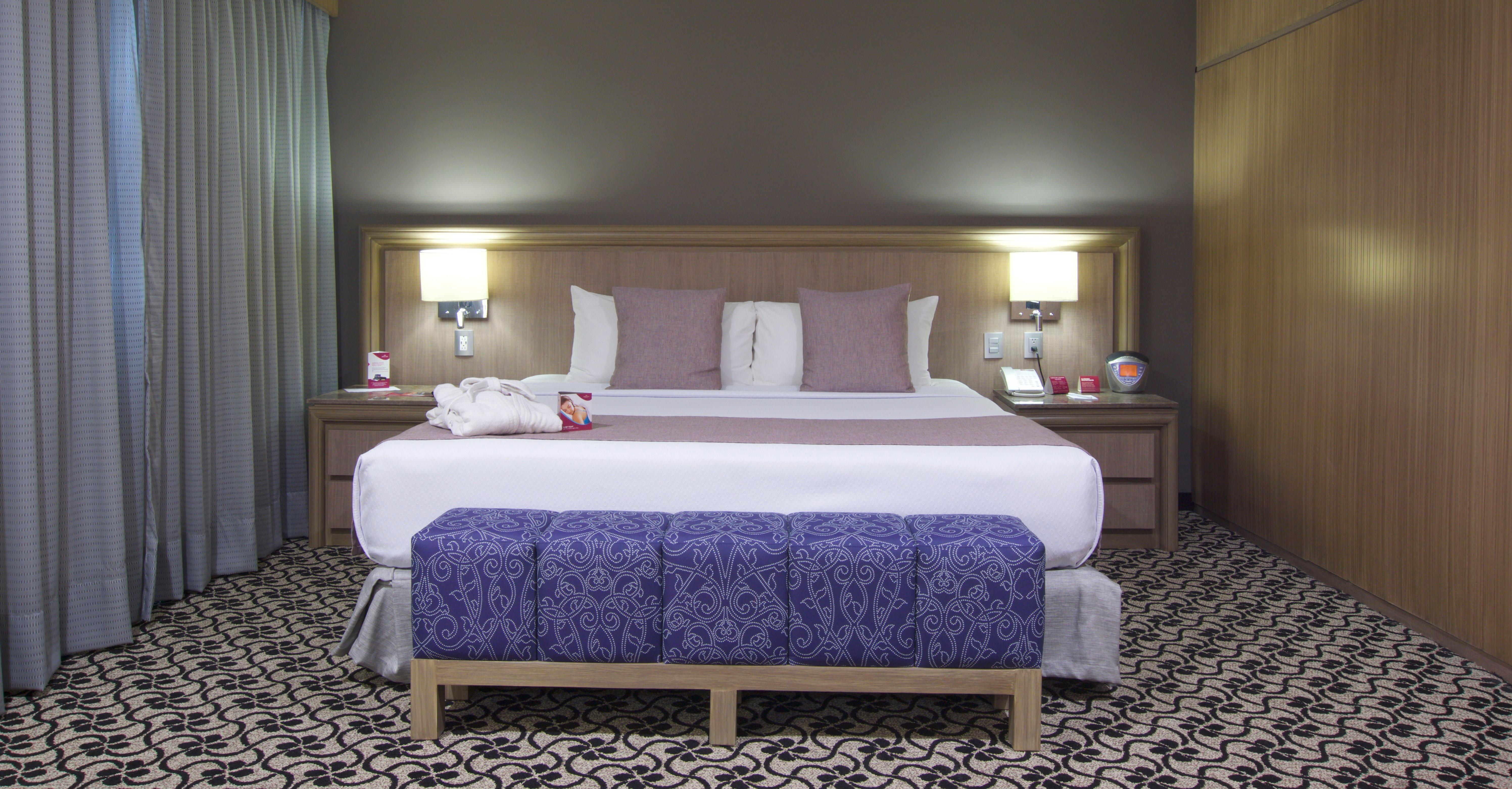 Junior Suite King Size Bed