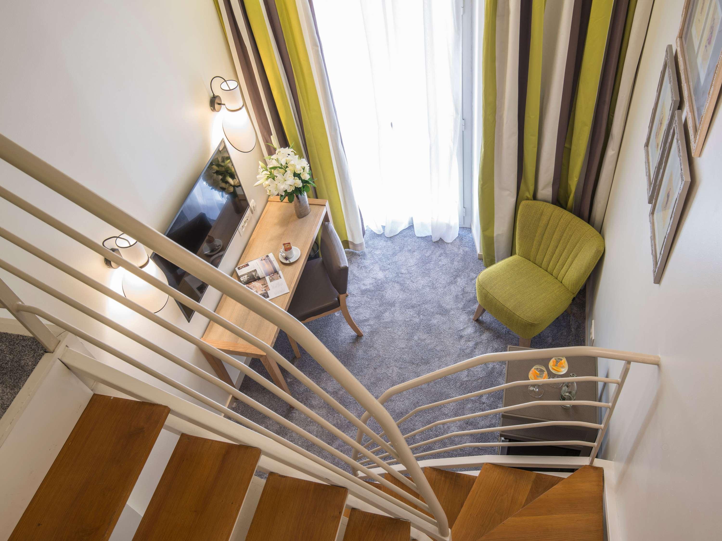 Double Classic Double Bed