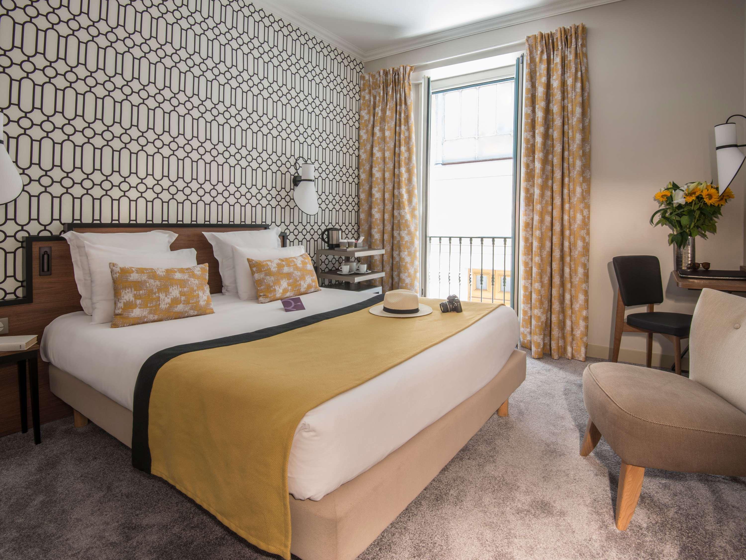 Double Classic Double Bed