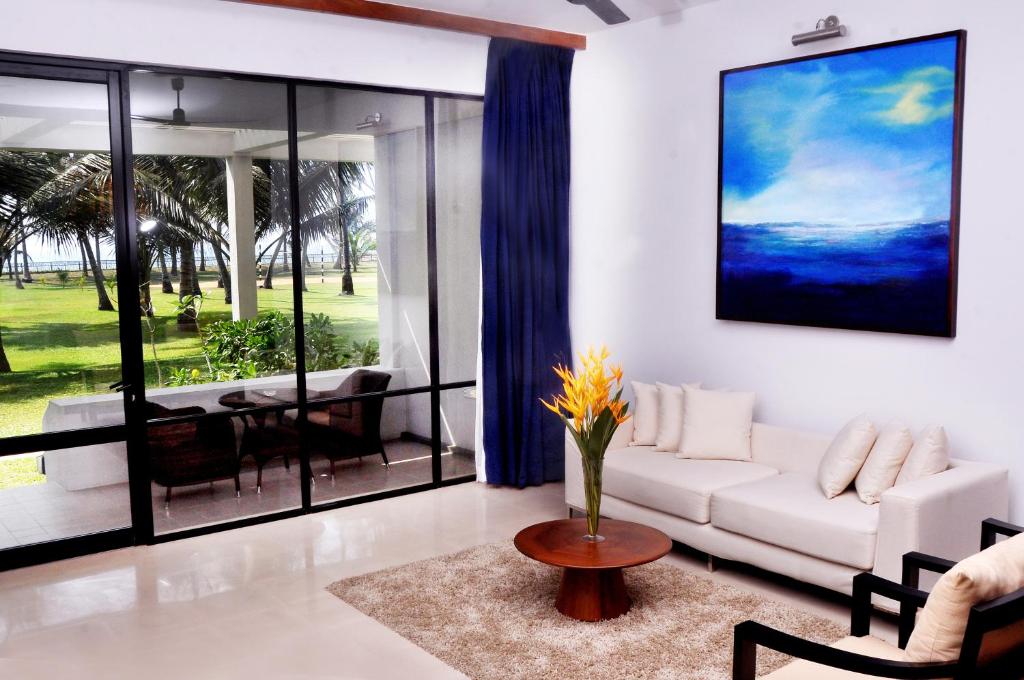 Suite Sea View King Bed