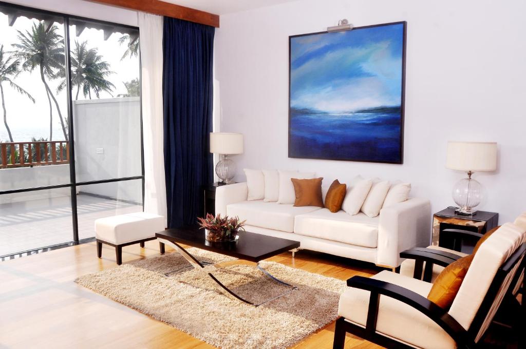 Suite Sea View King Bed