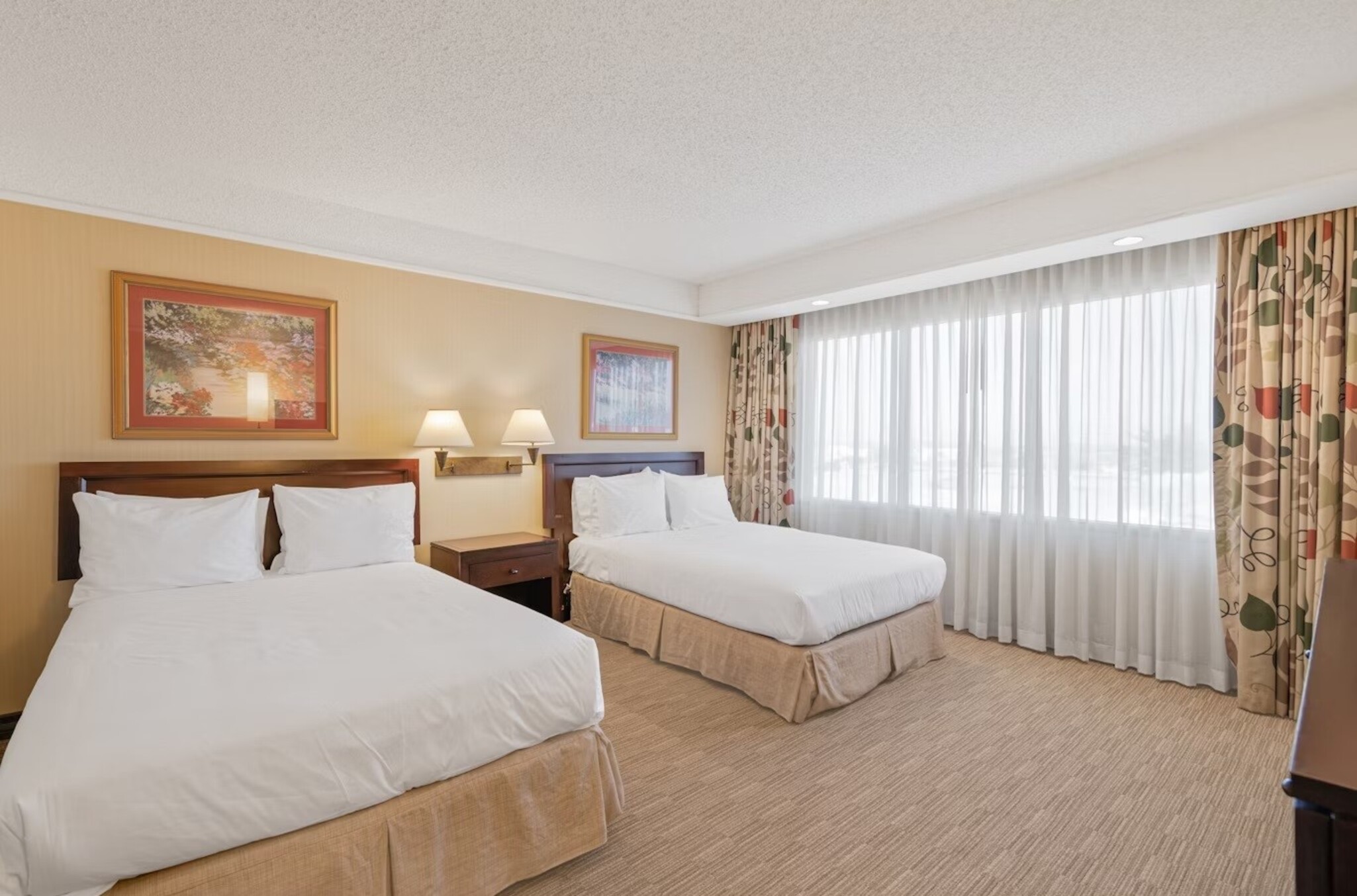 Suite Two Queen Beds