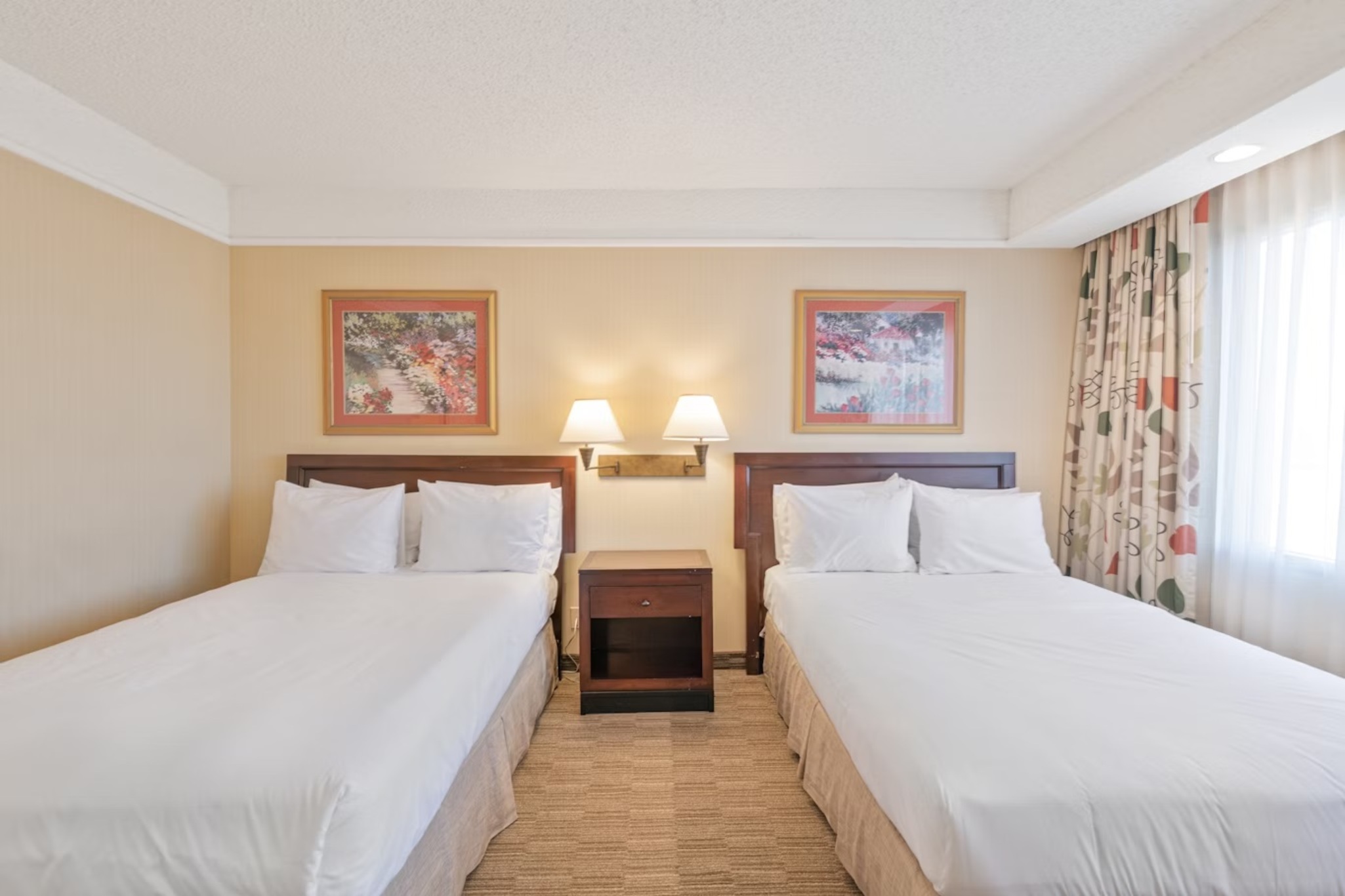 Suite Two Queen Beds