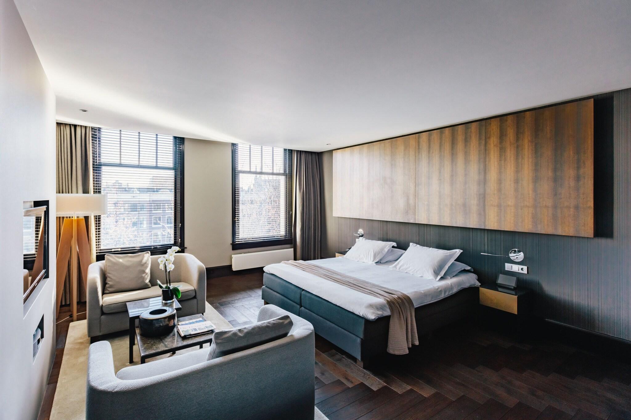 Junior Suite Canal View