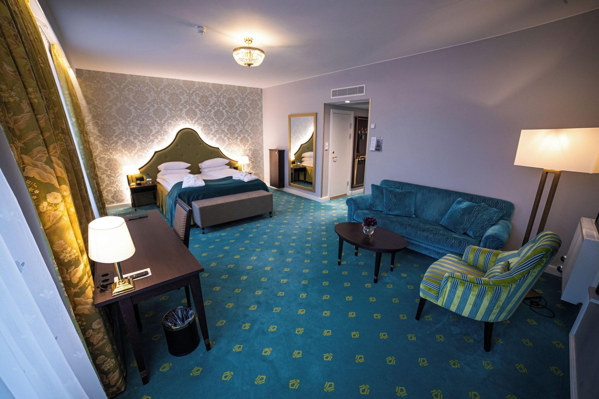 Junior Suite with Double Bed